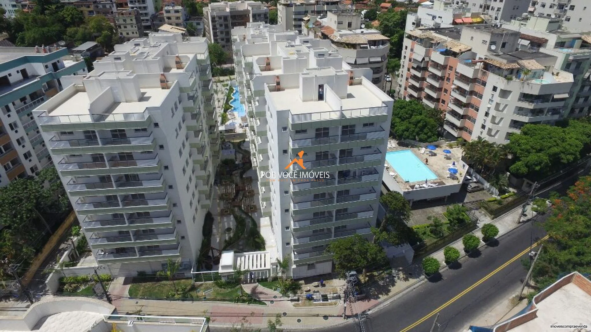 Apartamento para locação com 3 suítes no Condomínio Grand Village Freguesia Residence Club