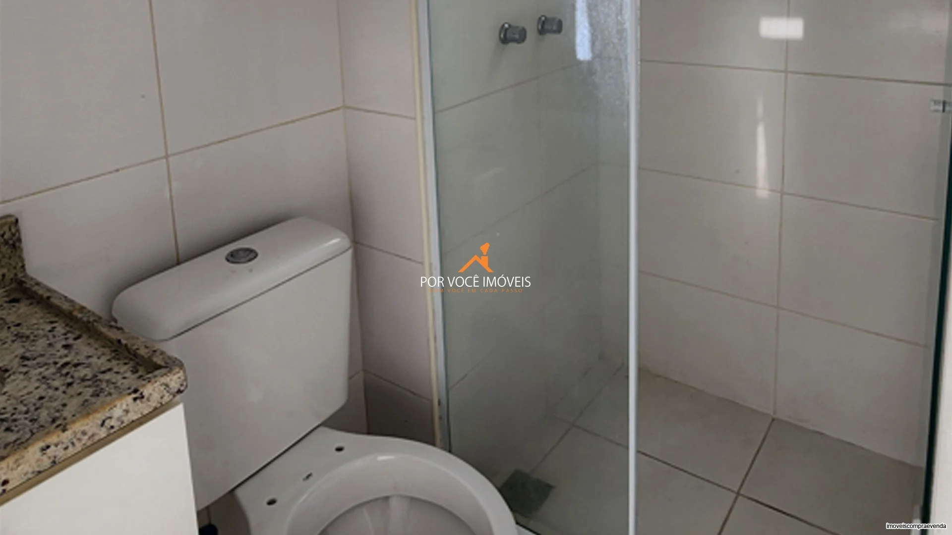 Apartamento para locação com armários no Condomínio Grand Village Freguesia Residence Club