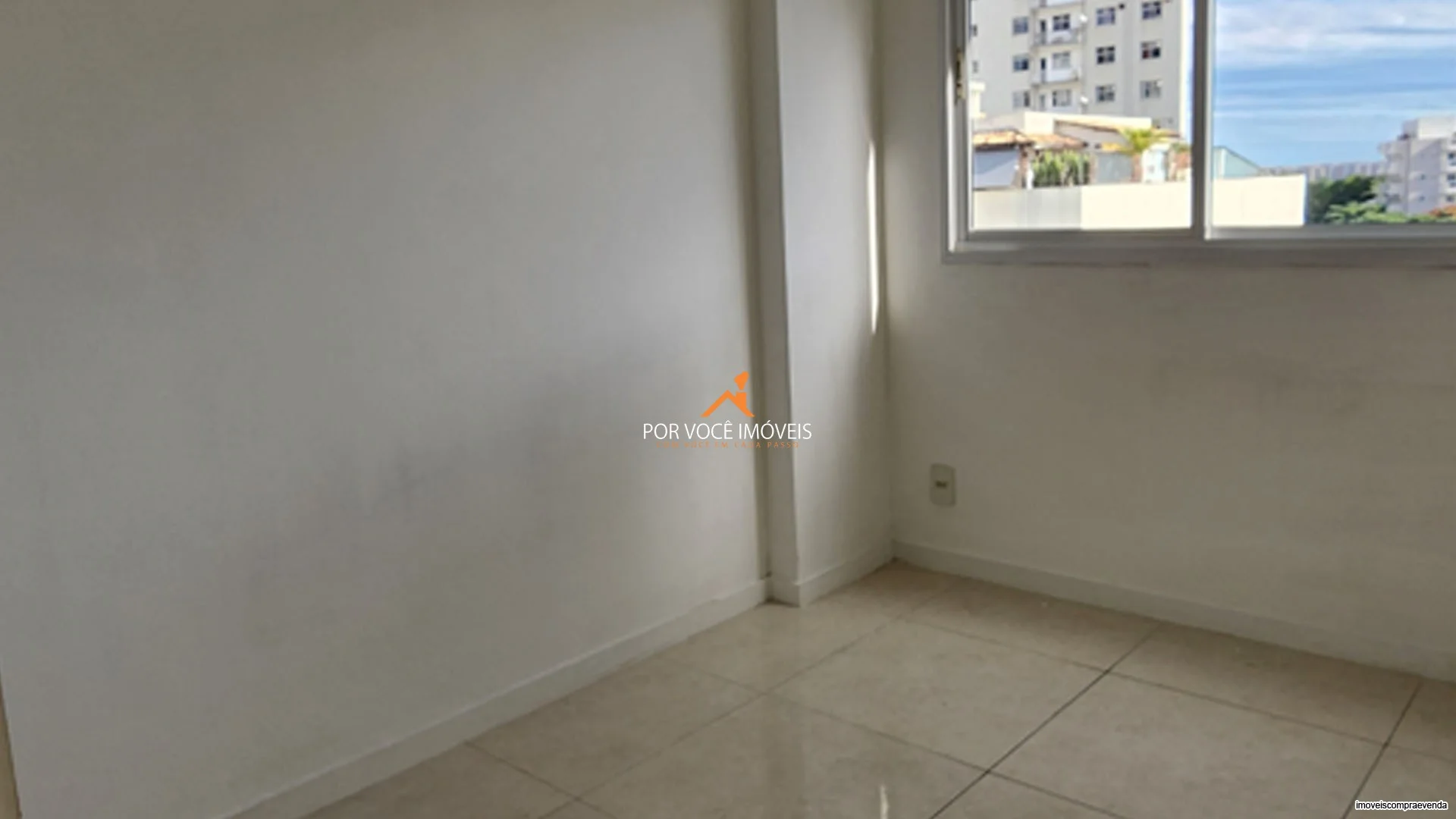 Apartamento para locação com armários no Condomínio Grand Village Freguesia Residence Club