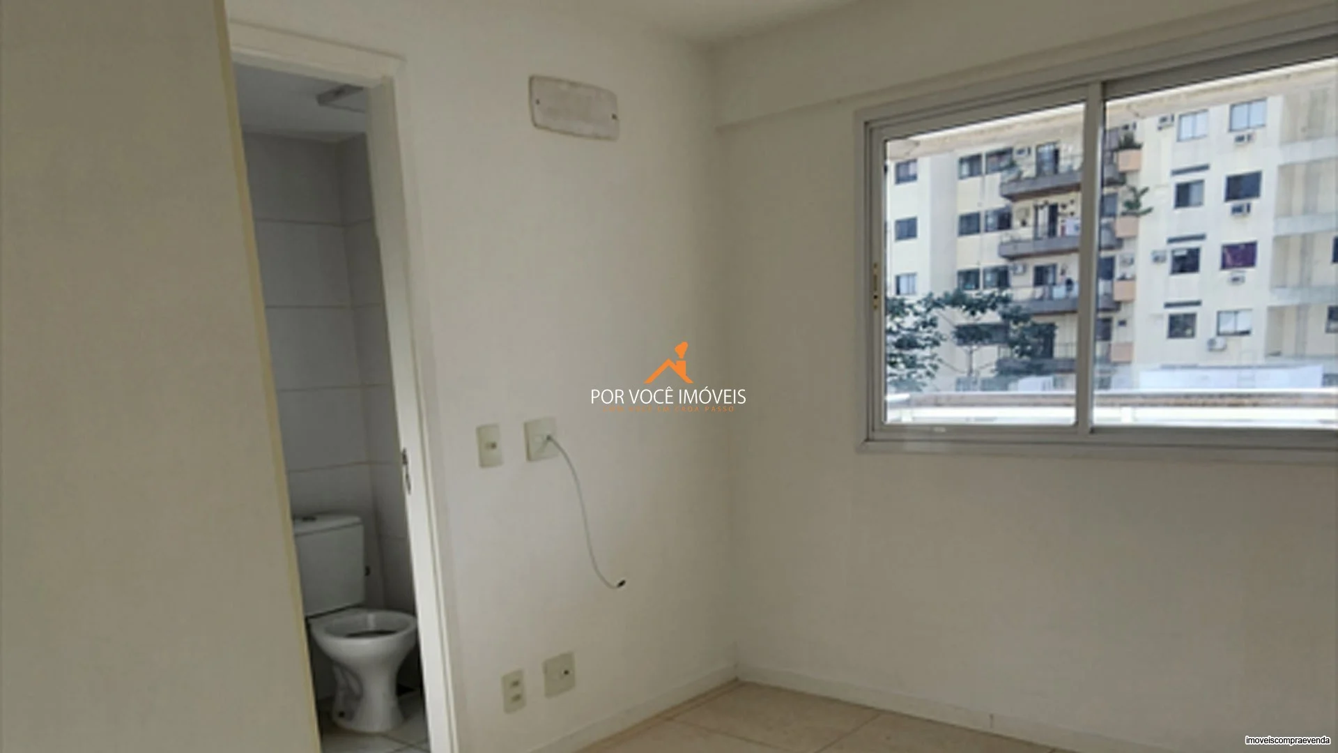 Apartamento para locação com armários no Condomínio Grand Village Freguesia Residence Club