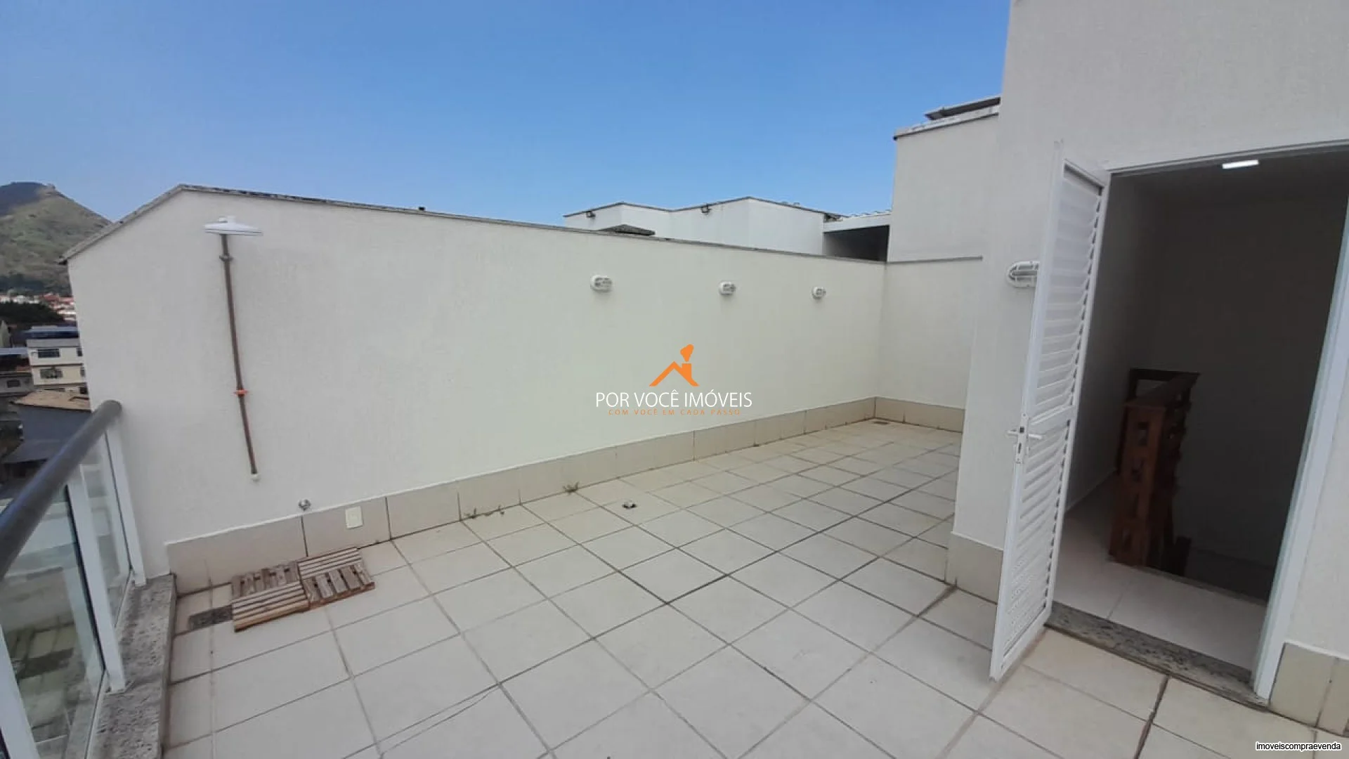Cobertura para locação com 2 quartos no Condomínio Grand Village Freguesia Residence Club