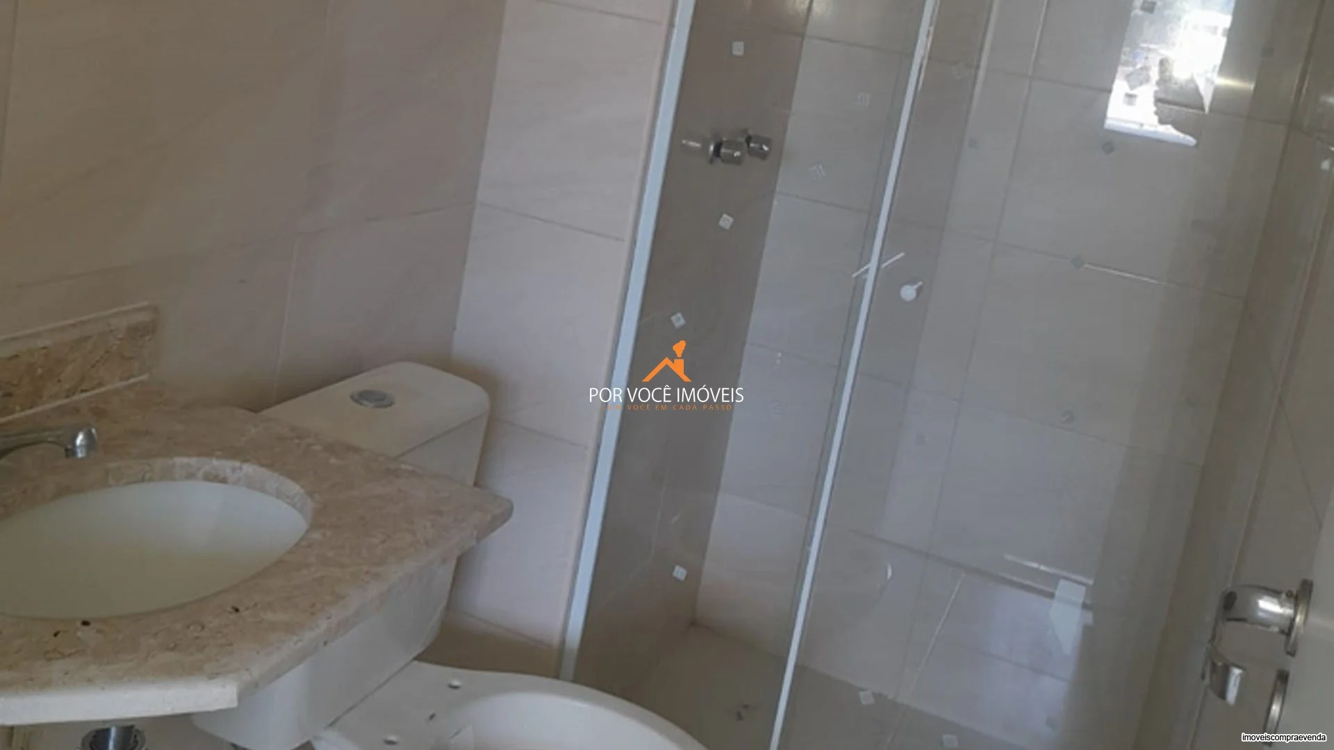 Apartamento com 3 quartos no Condomínio Village Royal