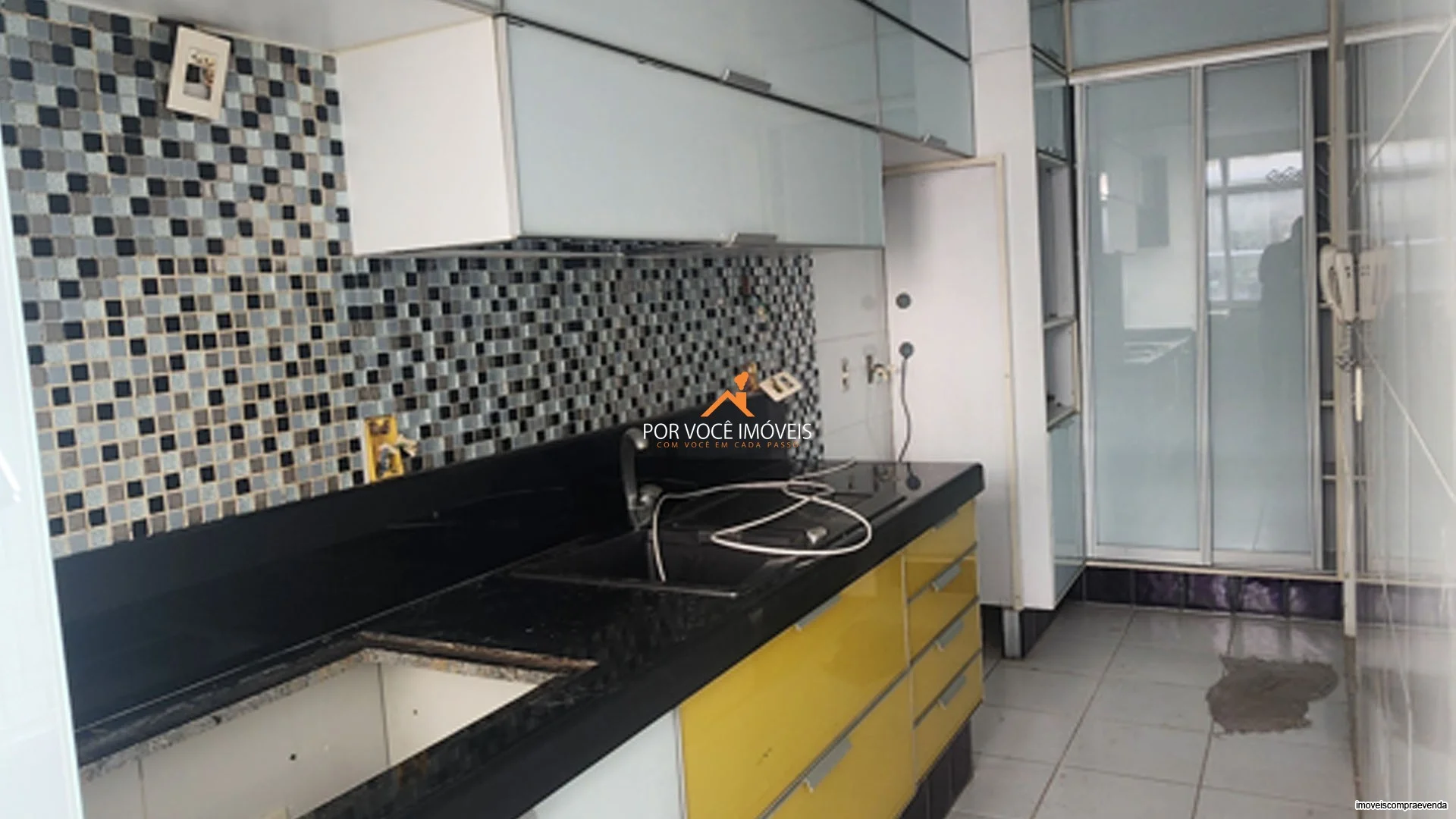 Apartamento com 3 quartos no Condomínio Village Florença