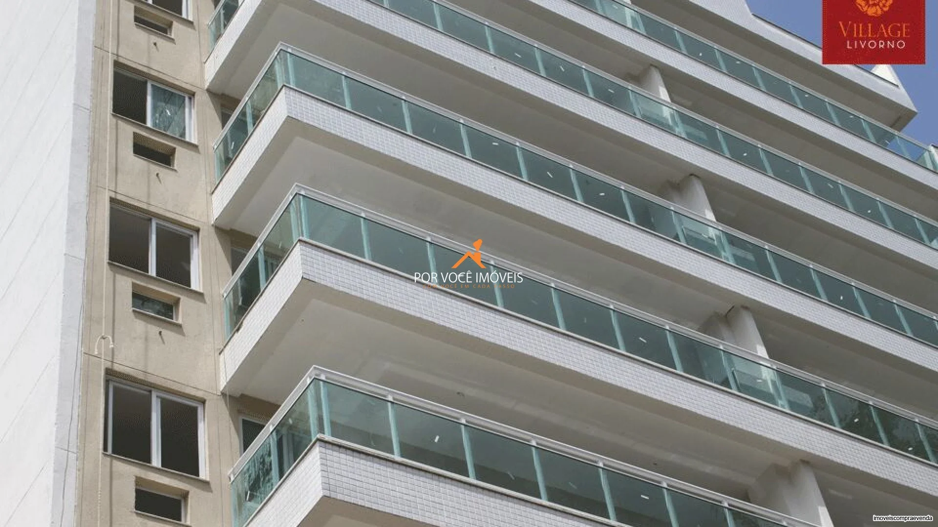 Cobertura Duplex no Condomínio Village Livorno