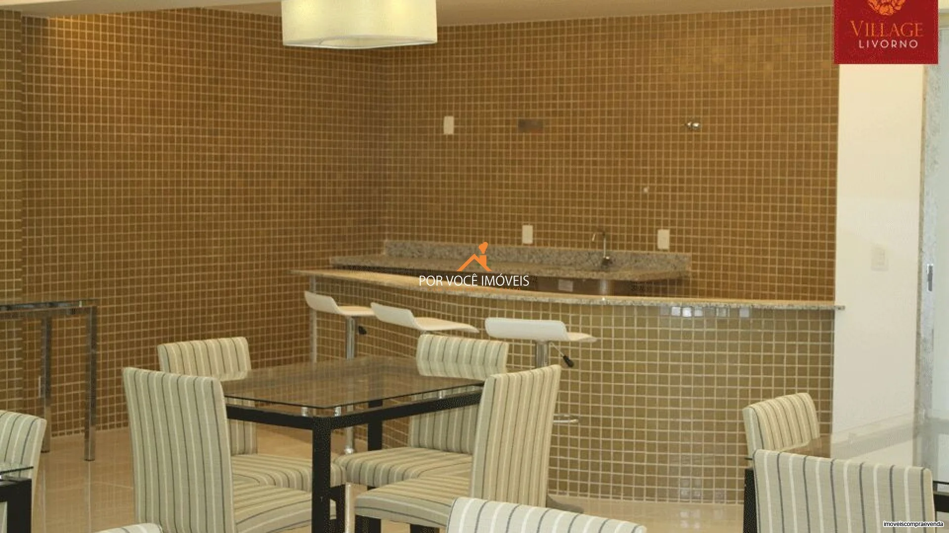 Cobertura Duplex no Condomínio Village Livorno
