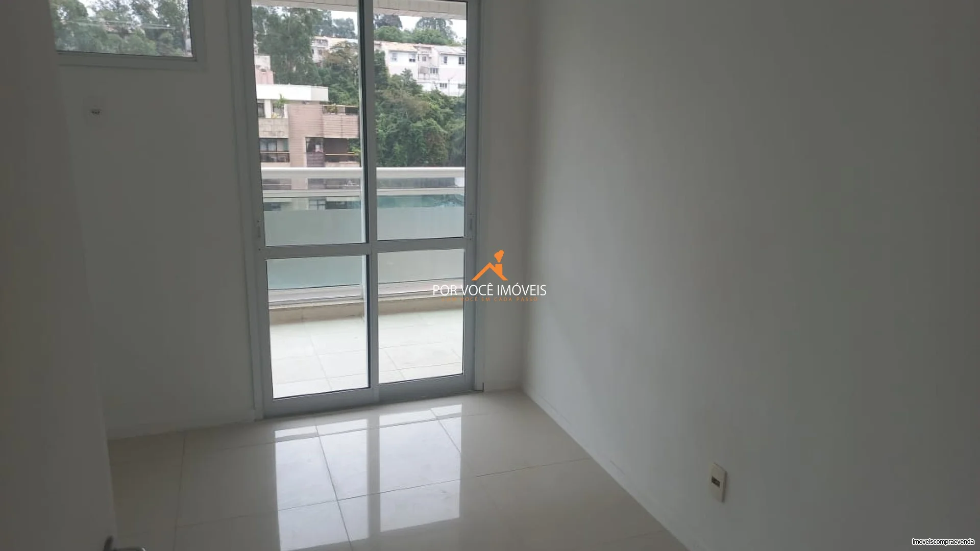 Cobertura Duplex no Condomínio Village Livorno