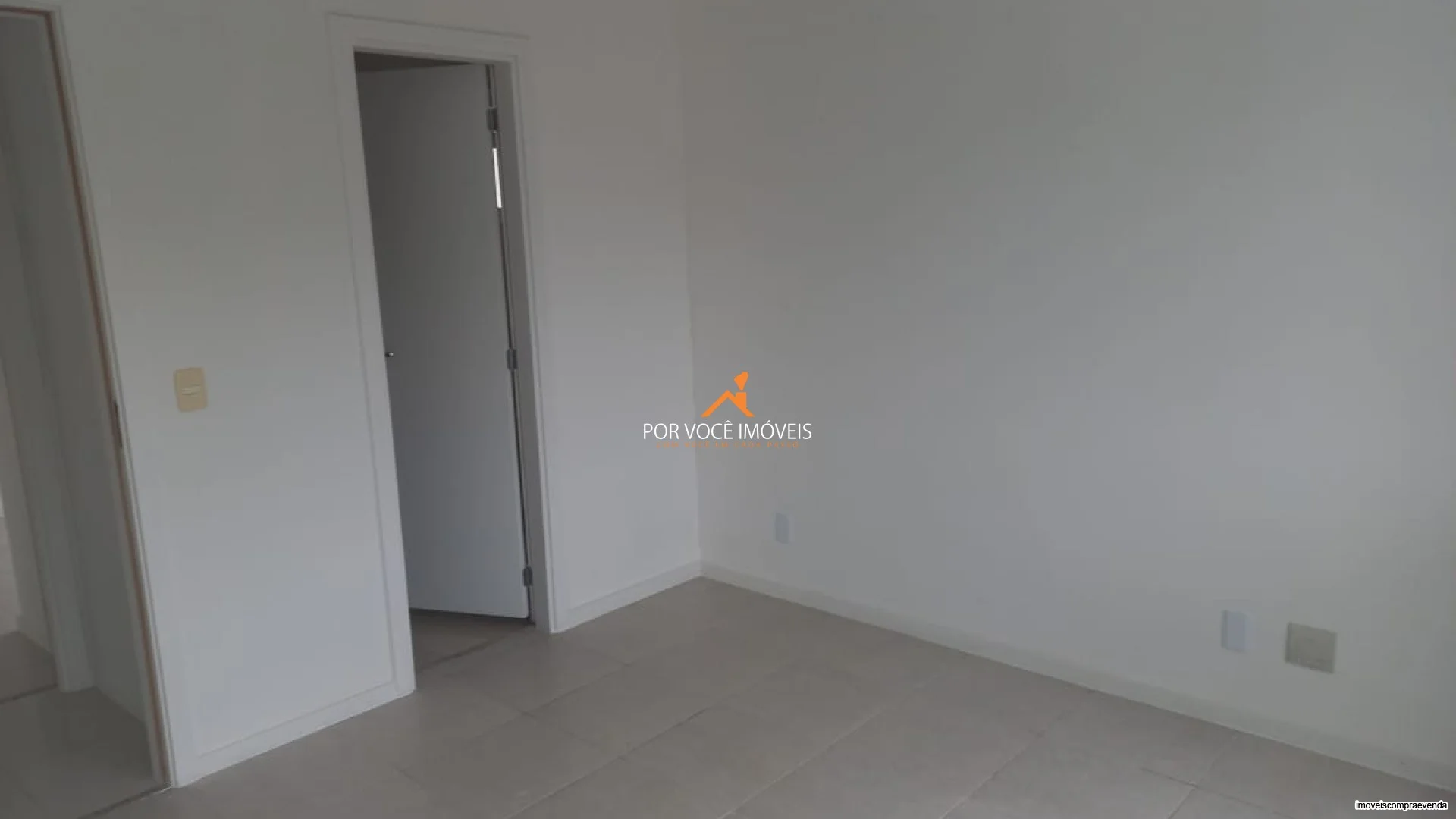 Cobertura Duplex no Condomínio Village Livorno