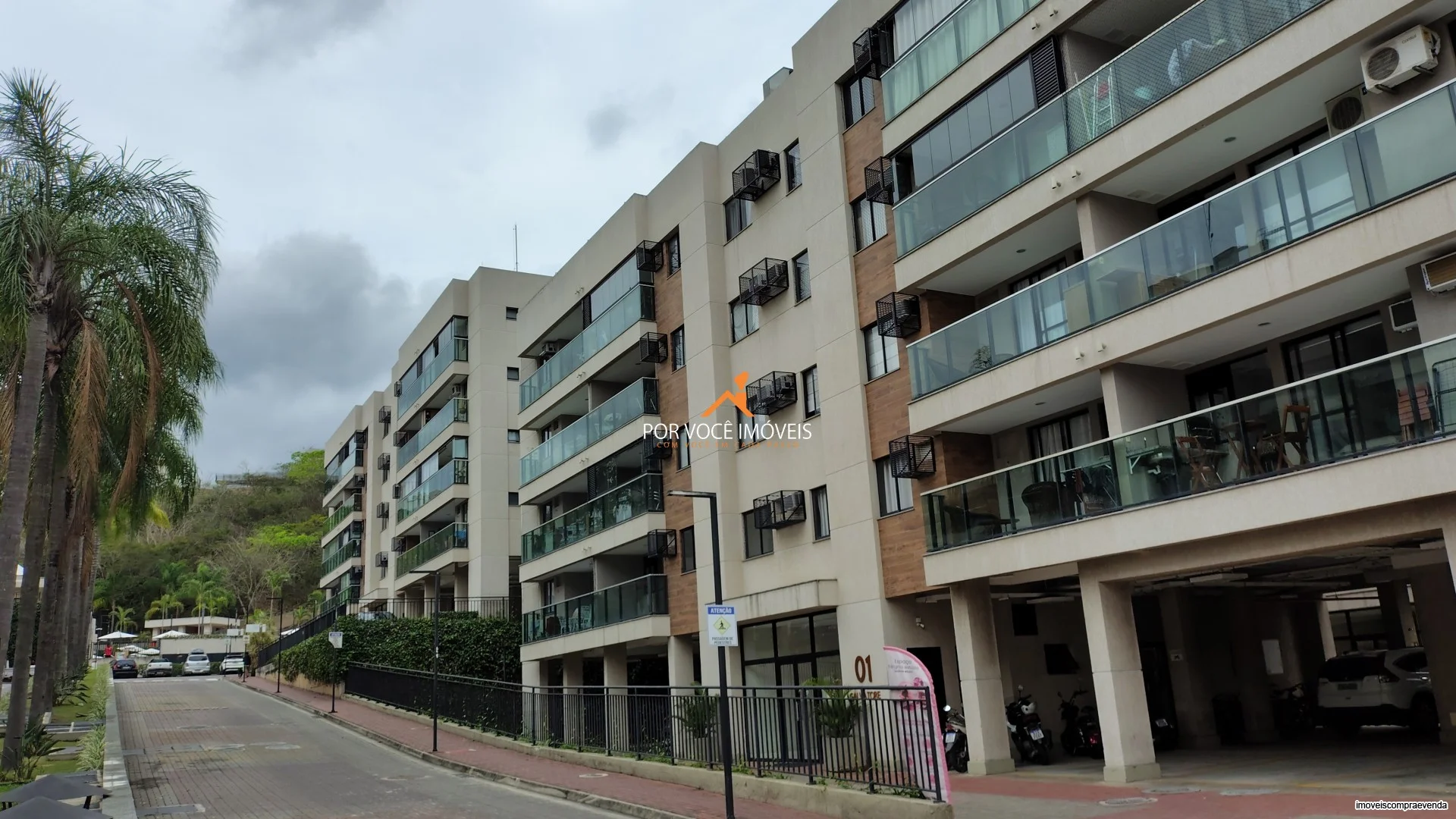 Apartamento com 2 quartos no Condomínio Contemporâneo Design Resort