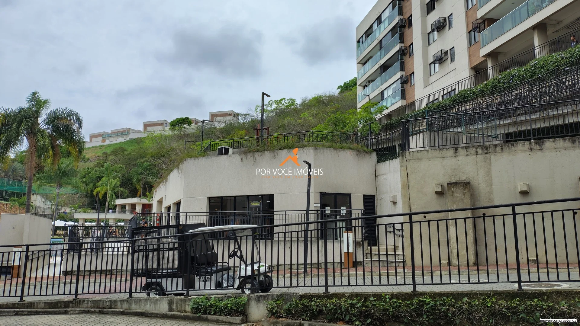 Apartamento com 2 quartos no Condomínio Contemporâneo Design Resort