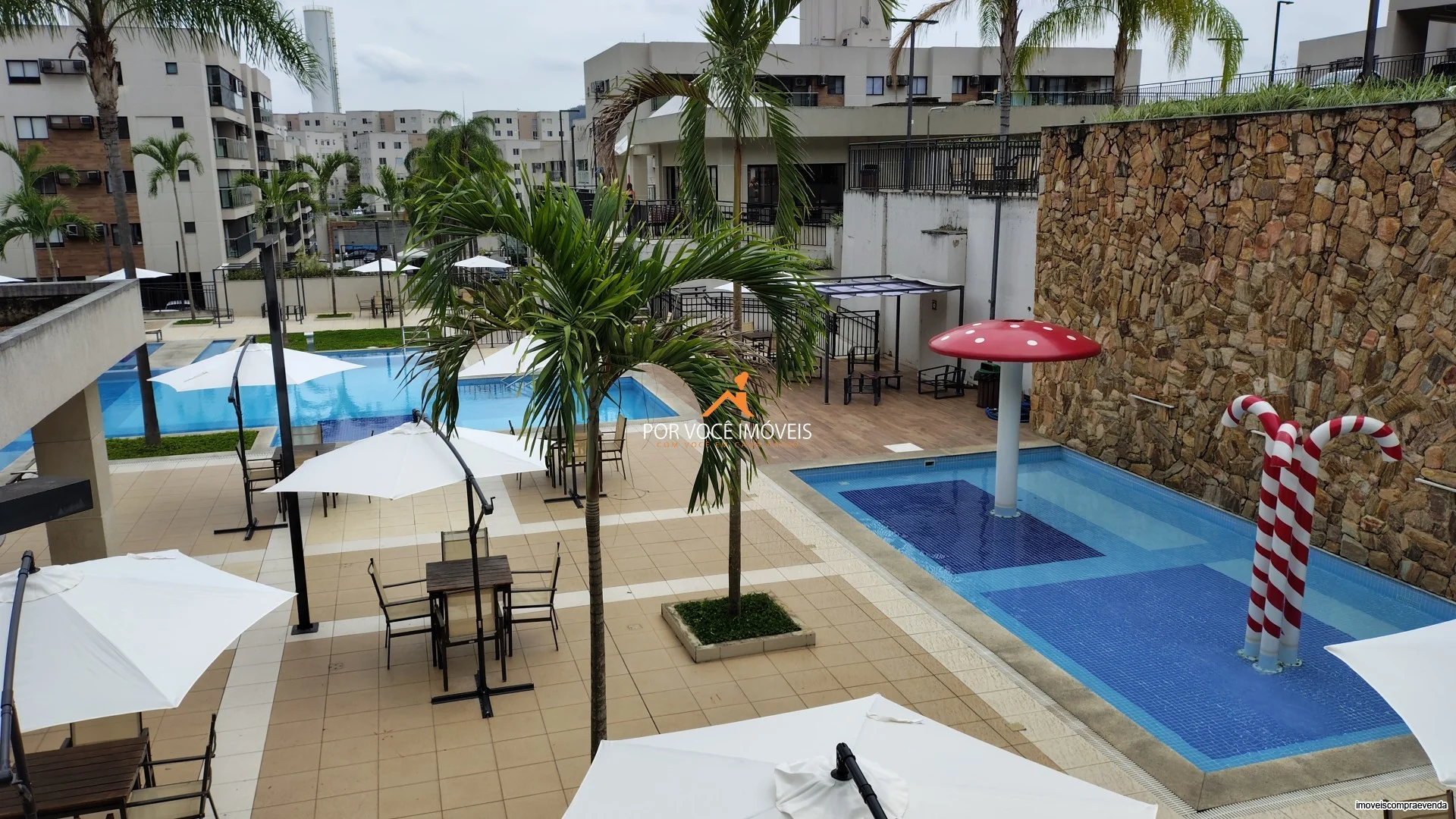 Apartamento com 2 quartos no Condomínio Contemporâneo Design Resort