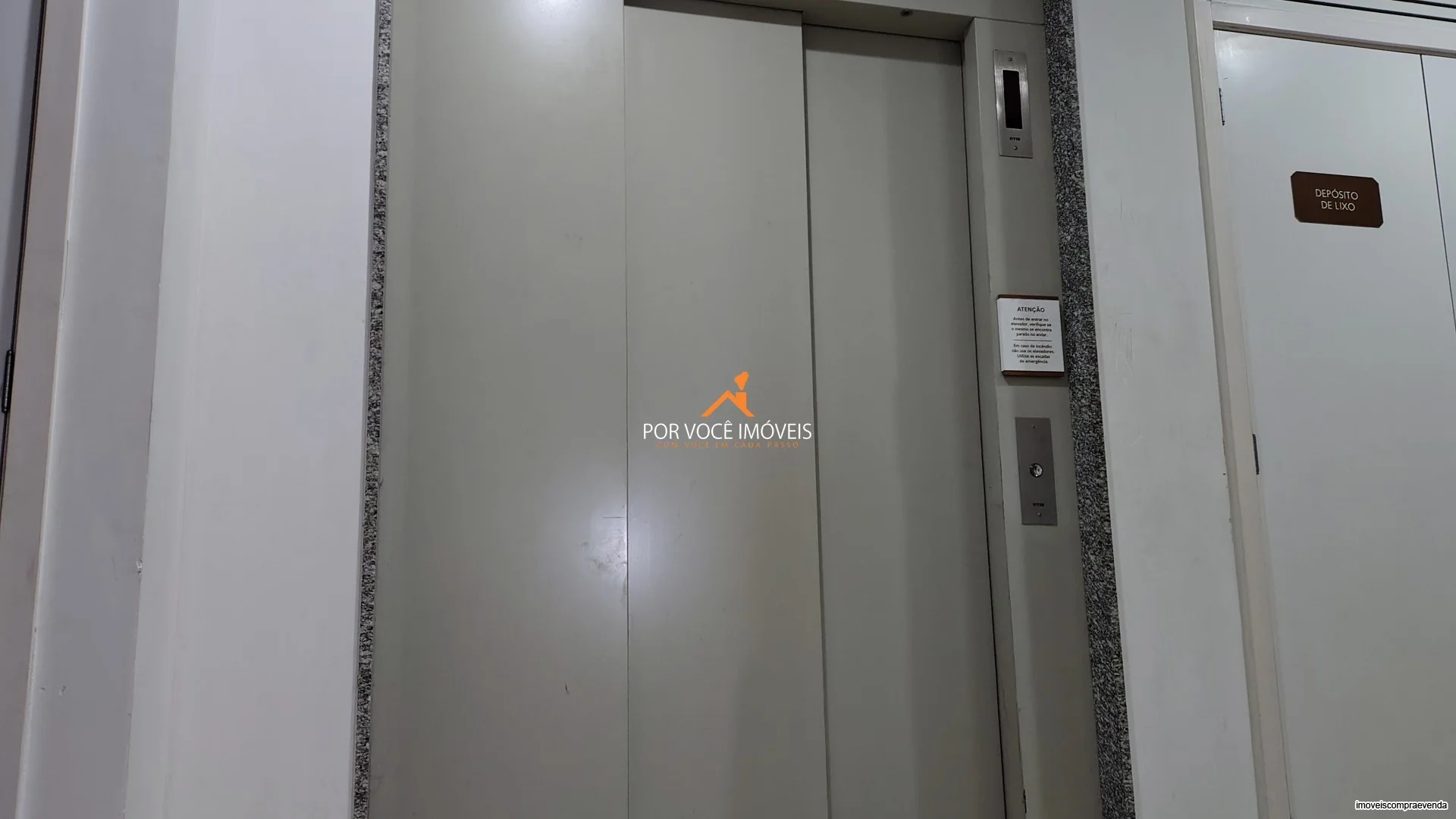 Apartamento com 2 quartos no Condomínio Contemporâneo Design Resort
