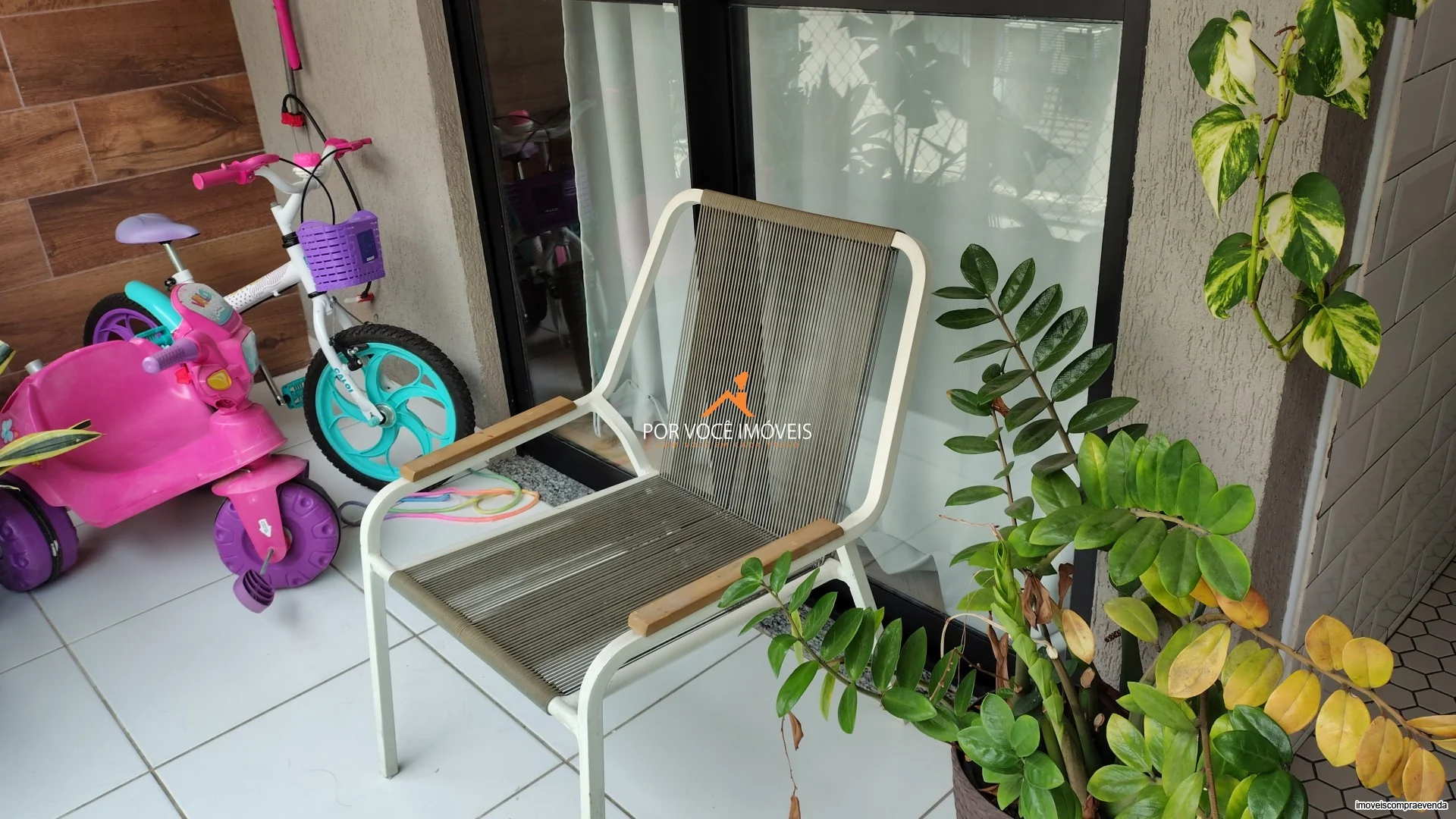 Apartamento com 2 quartos no Condomínio Contemporâneo Design Resort