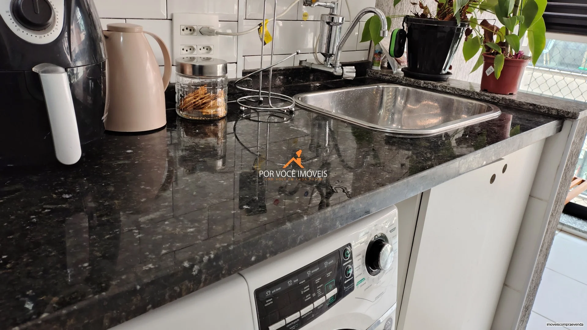 Apartamento com 2 quartos no Condomínio Contemporâneo Design Resort