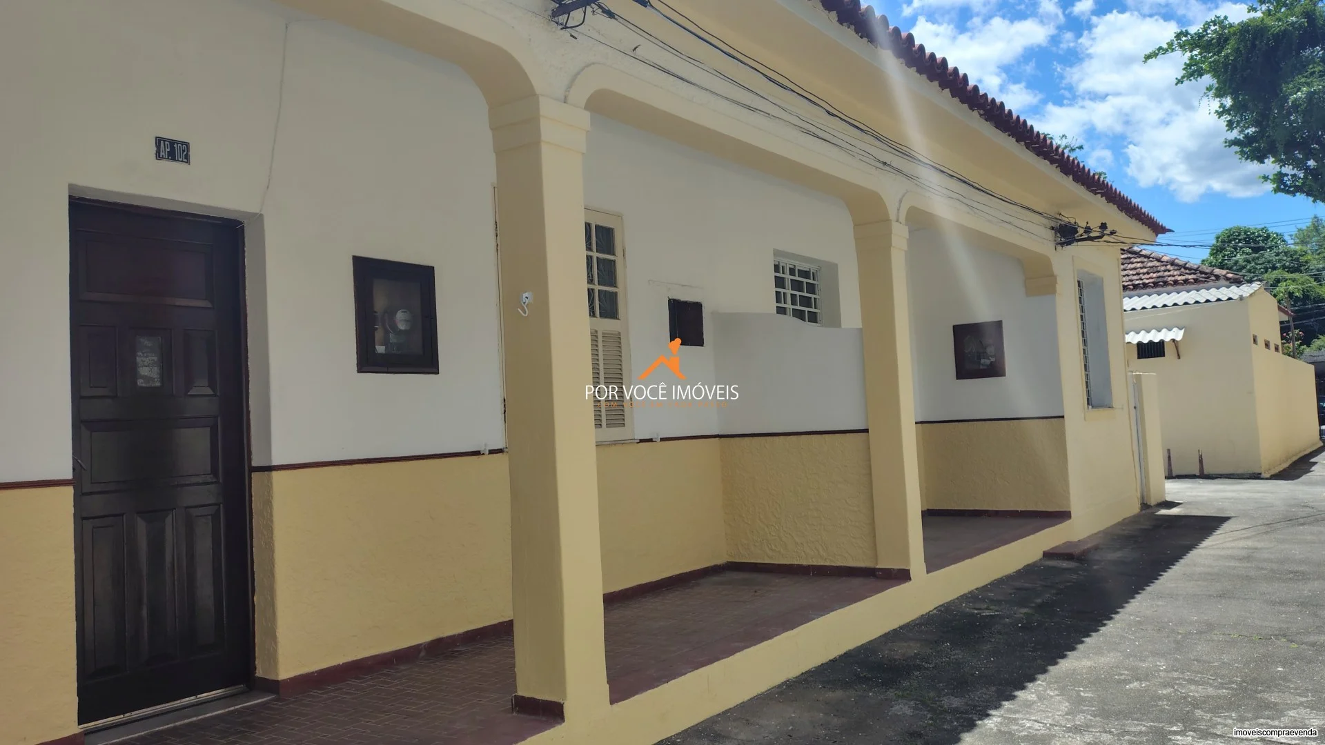 Casa para Locação com 2 quartos e Garagem