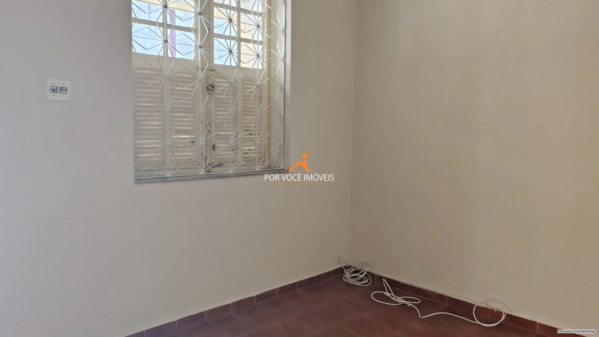 Casa para Locação com 2 quartos e Garagem