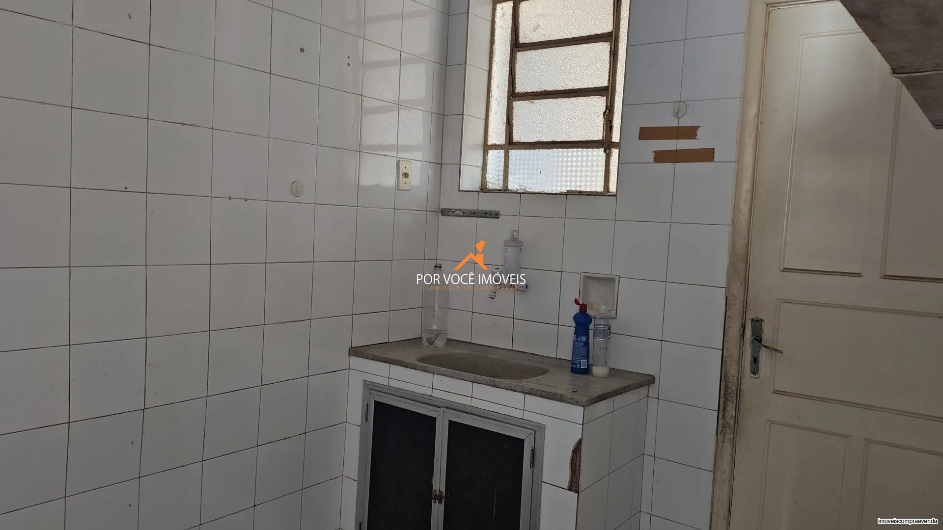 Casa para Locação com 2 quartos e Garagem