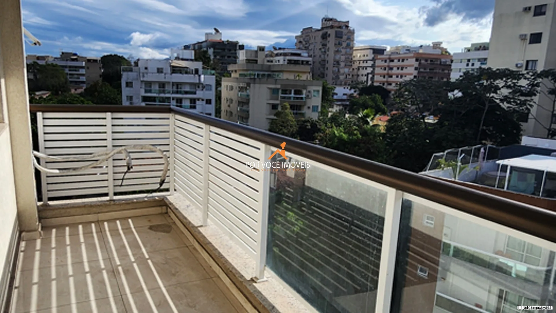 Apartamento com 3 suítes no Condomínio Grand Village Freguesia Residence Club