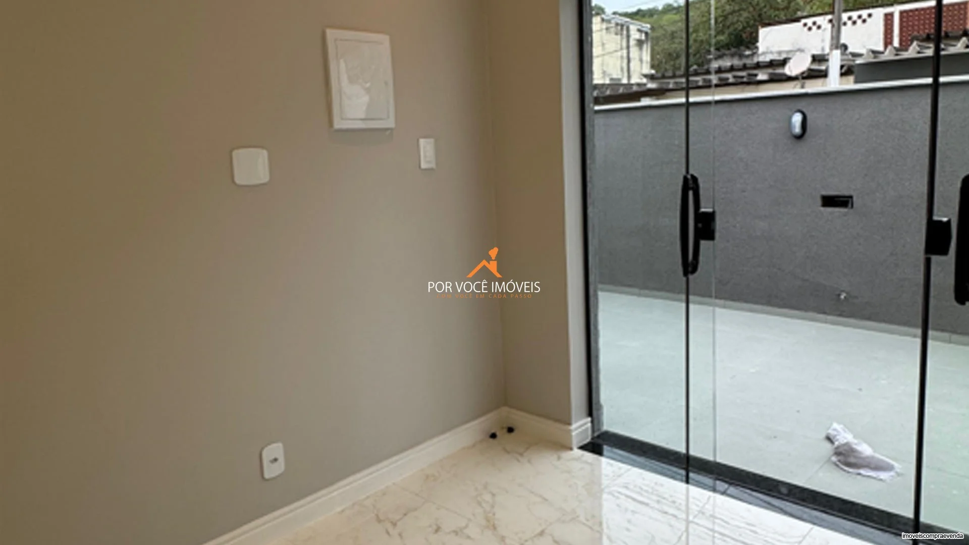 Casa Linear com 2 quartos no Adriana