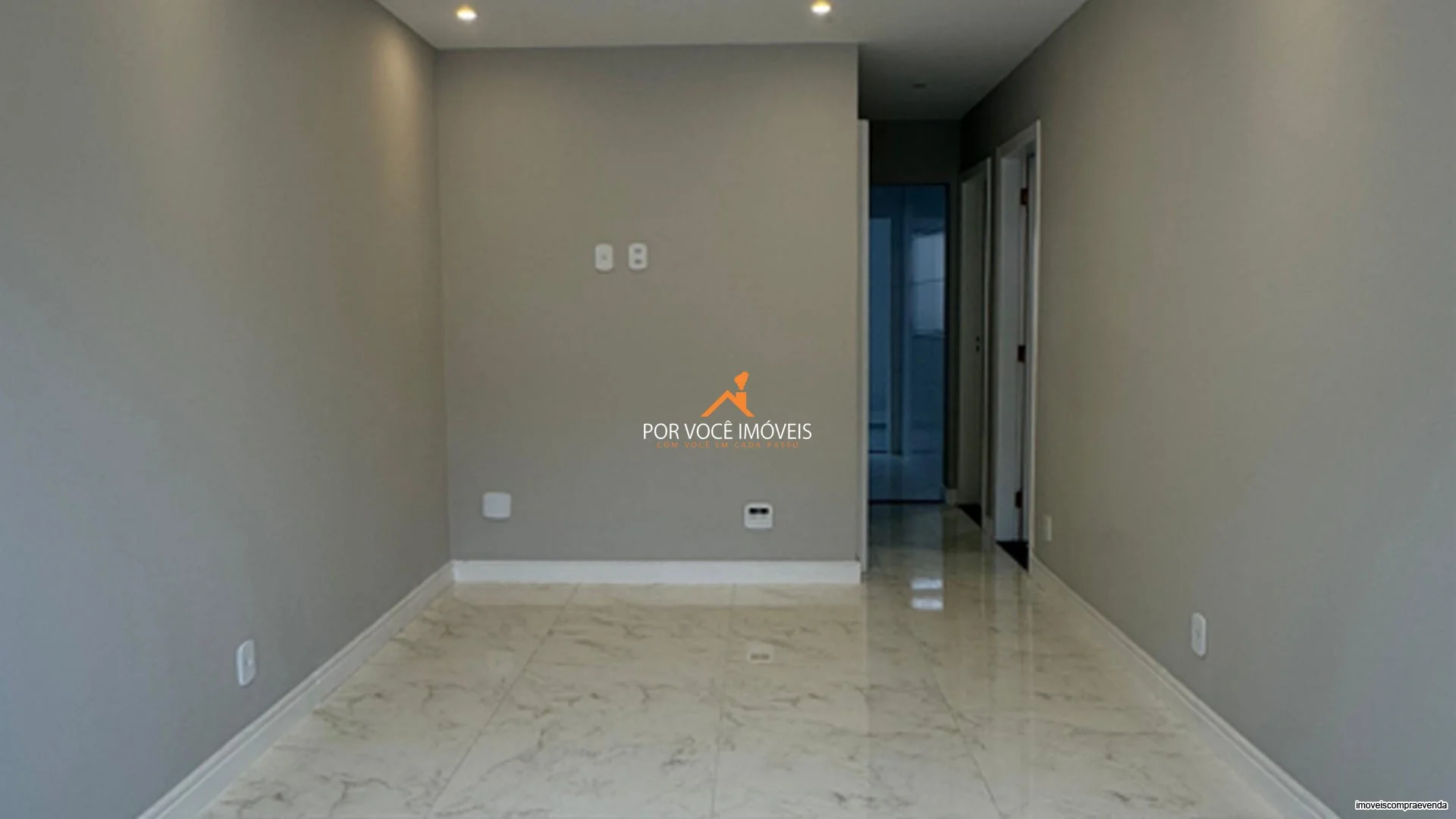 Casa Linear com 2 quartos no Adriana