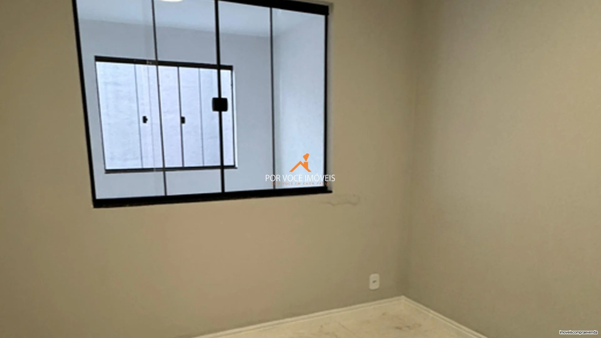 Casa Linear com 2 quartos no Adriana