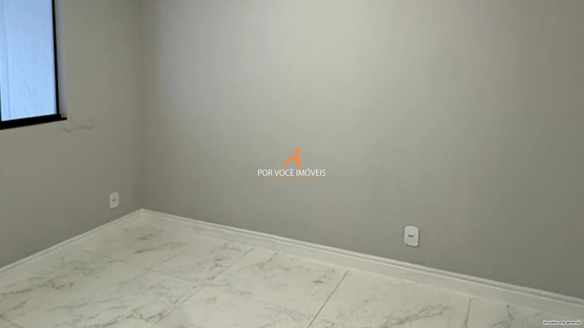 Casa Linear com 2 quartos no Adriana