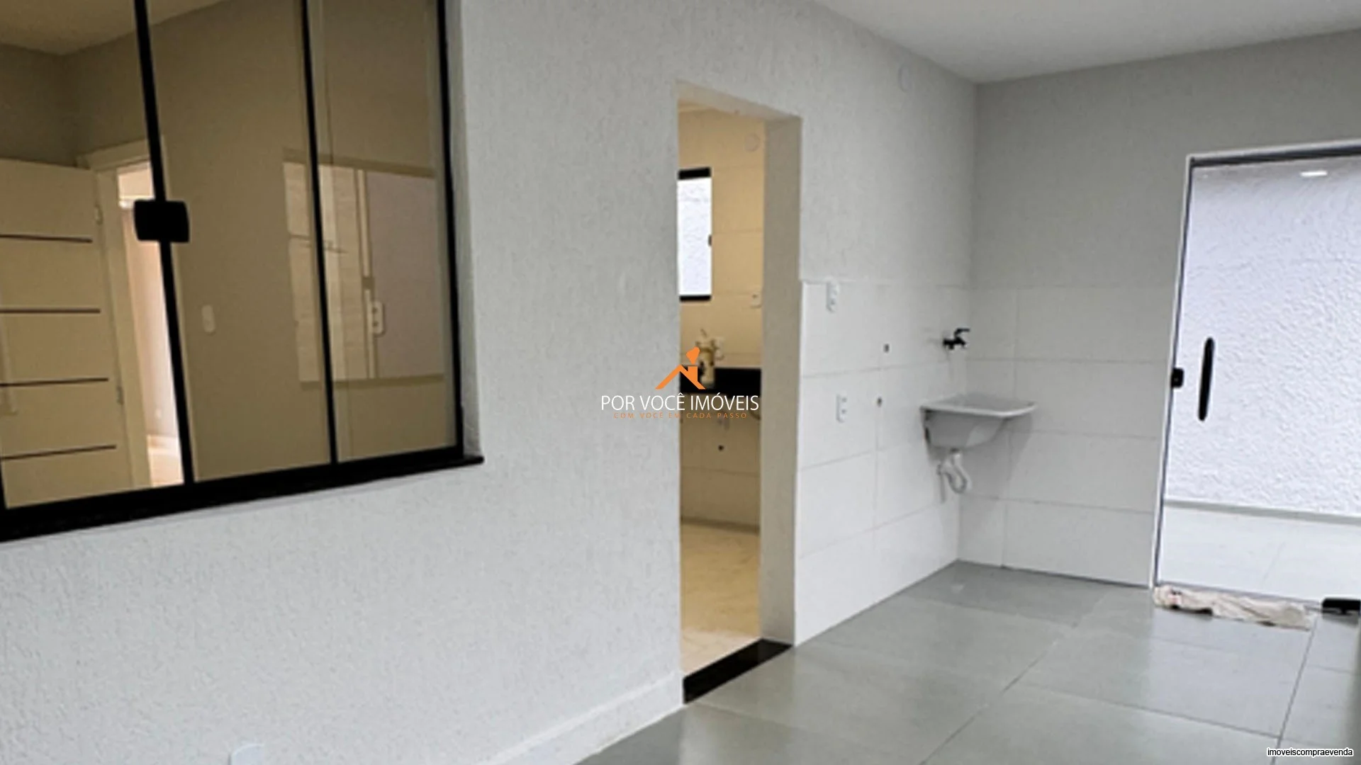 Casa Linear com 2 quartos no Adriana