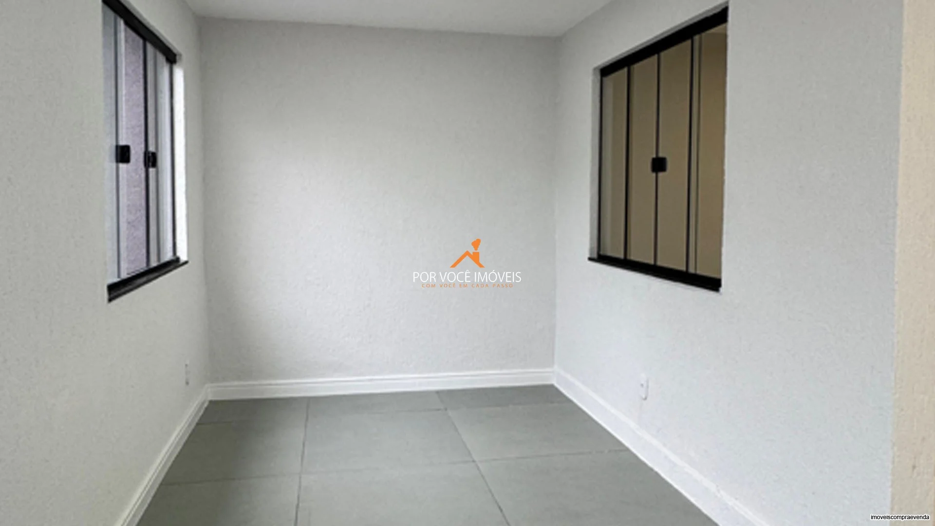 Casa Linear com 2 quartos no Adriana