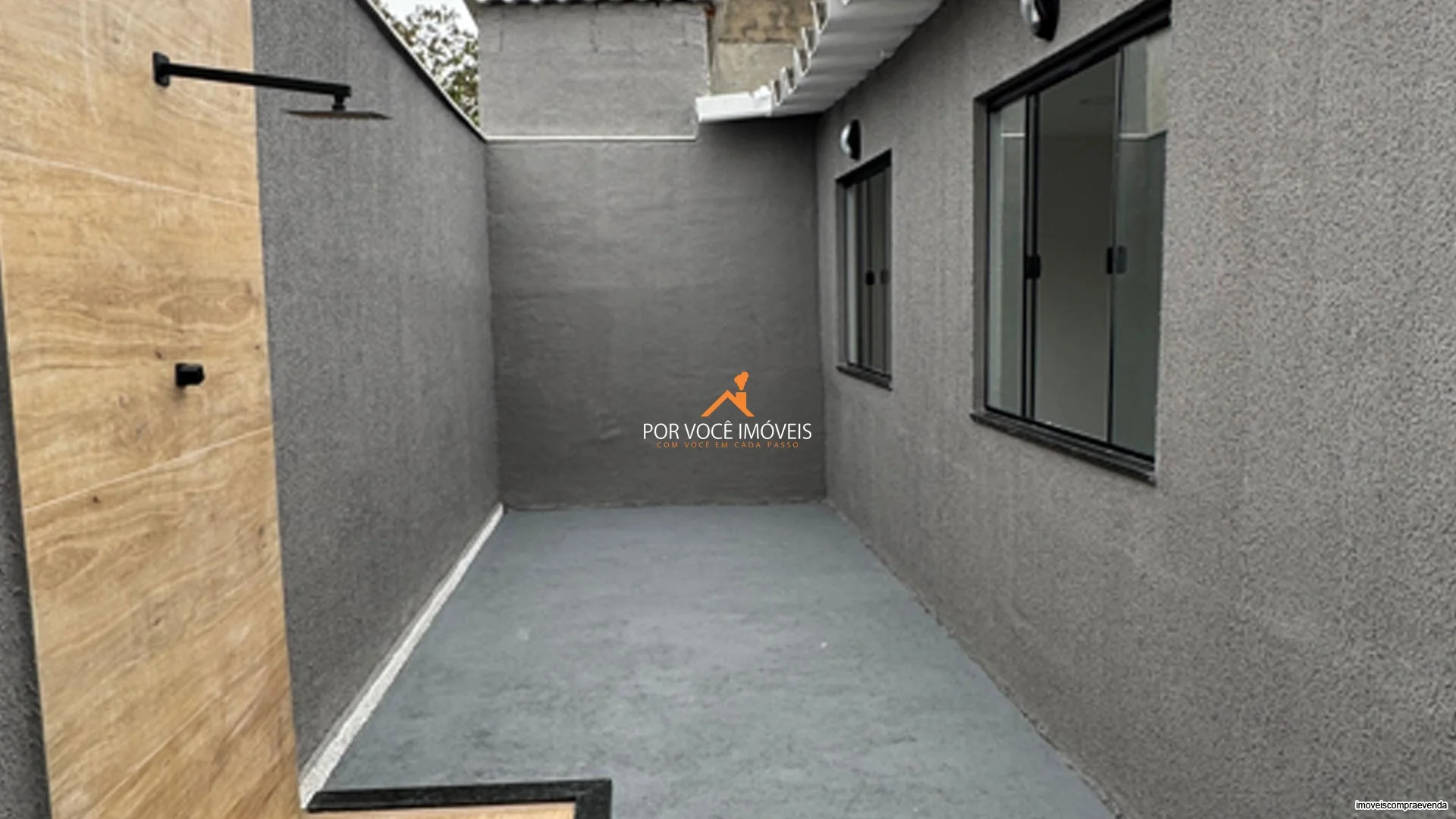 Casa Linear com 2 quartos no Adriana