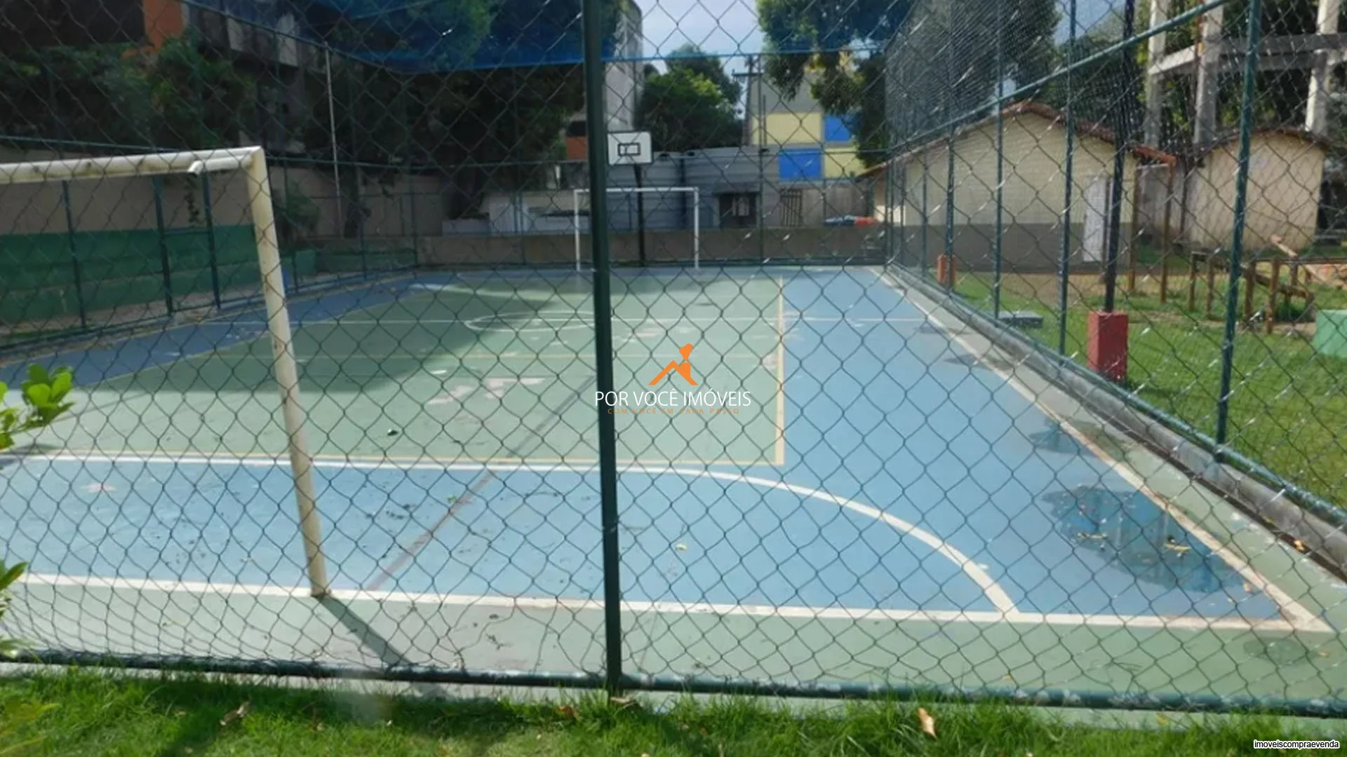 Apartamento com 2 quartos no Condomínio Trieste