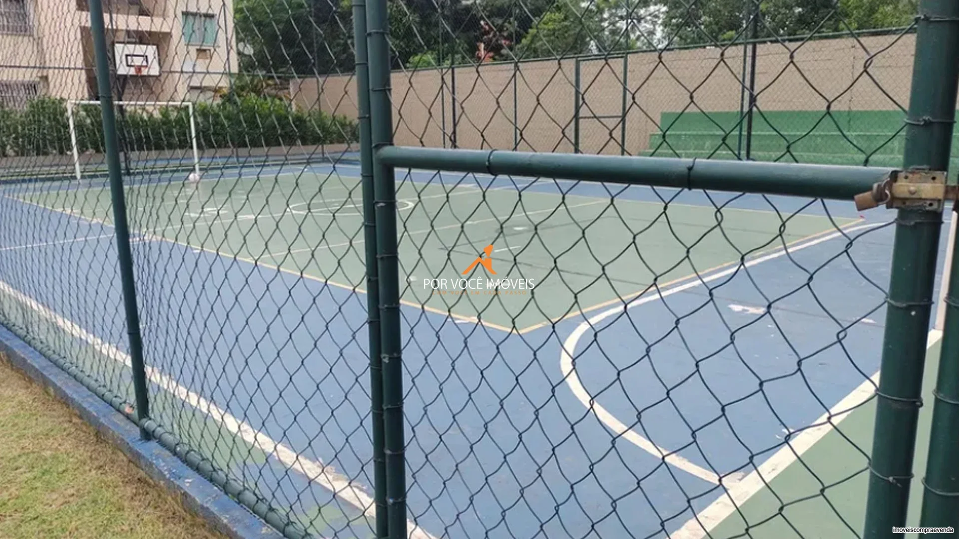 Apartamento com 2 quartos no Condomínio Trieste