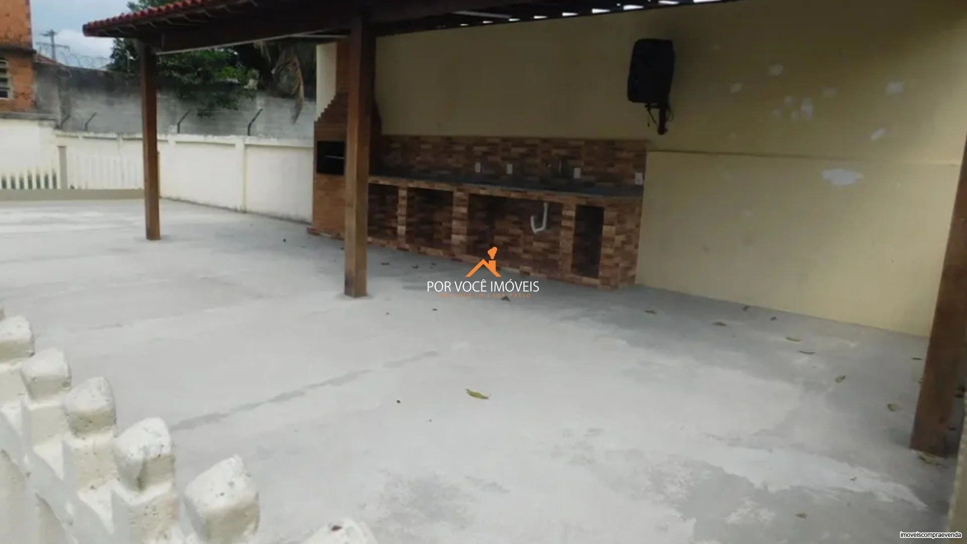 Apartamento com 2 quartos no Condomínio Trieste