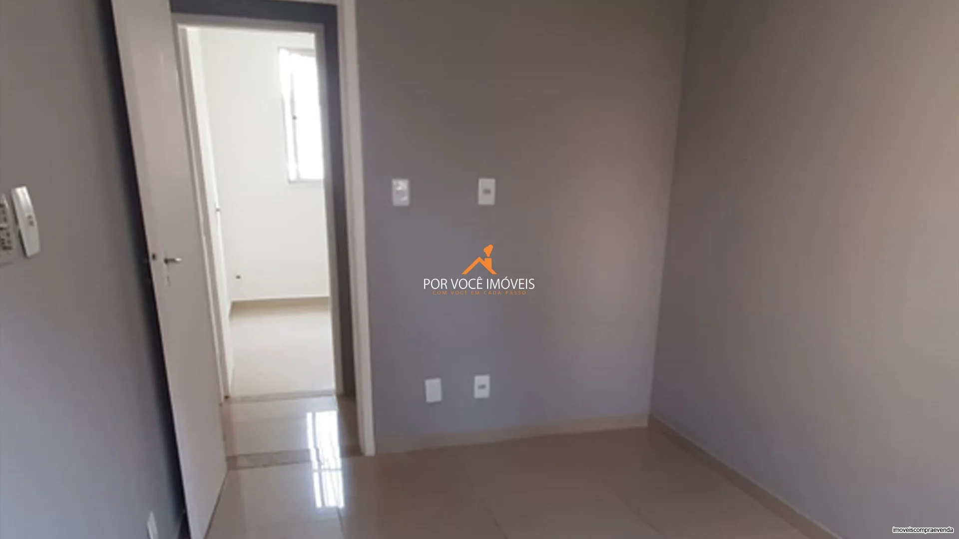 Apartamento com 2 quartos no Condomínio Trieste