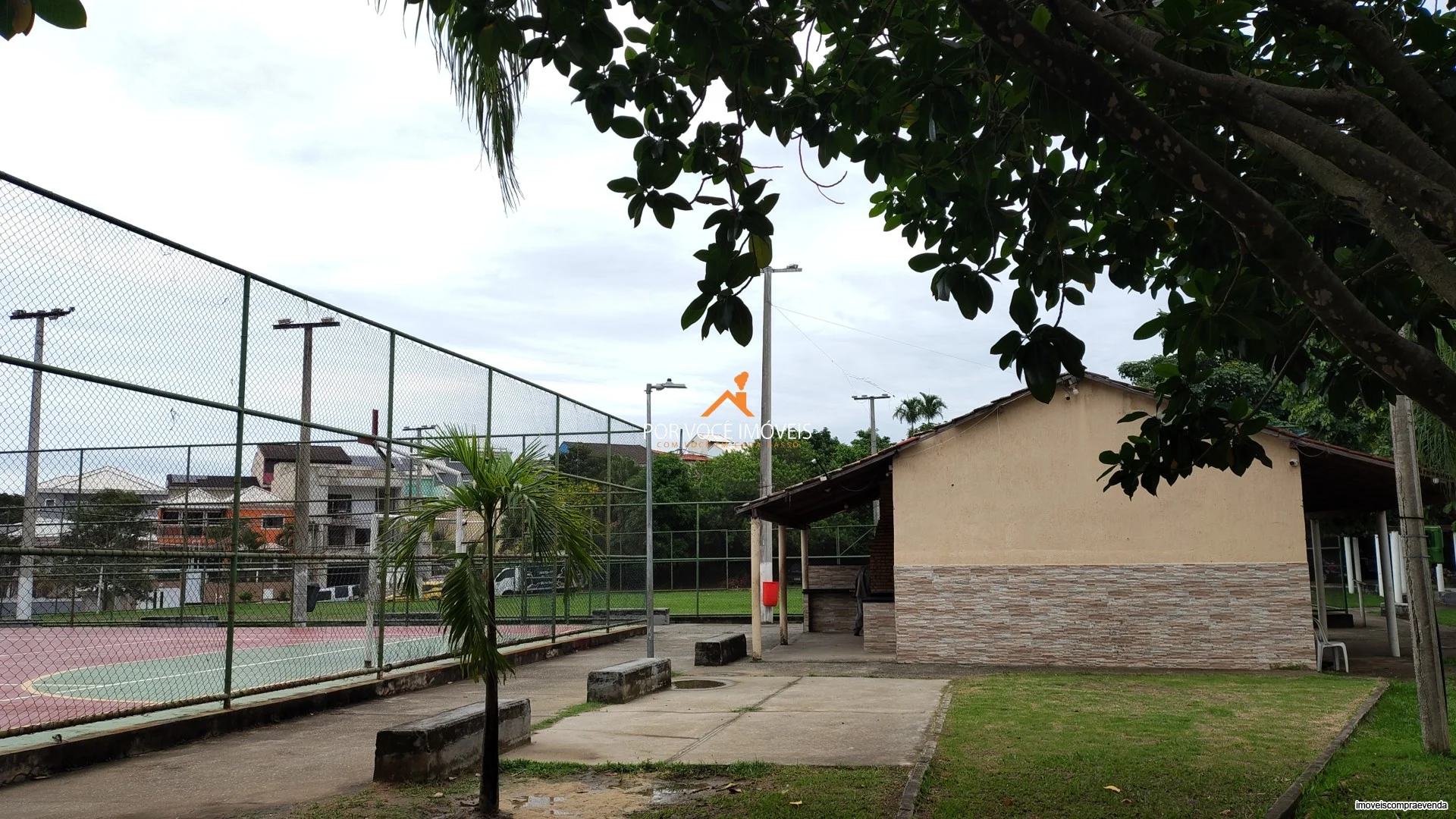 Casa Triplex no Condomínio Vale das Palmeiras