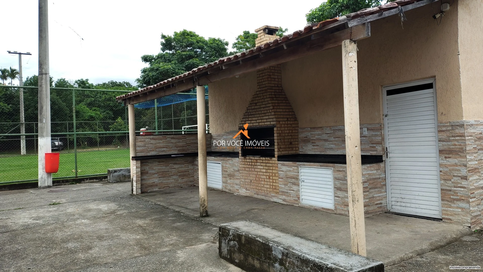 Casa Triplex no Condomínio Vale das Palmeiras
