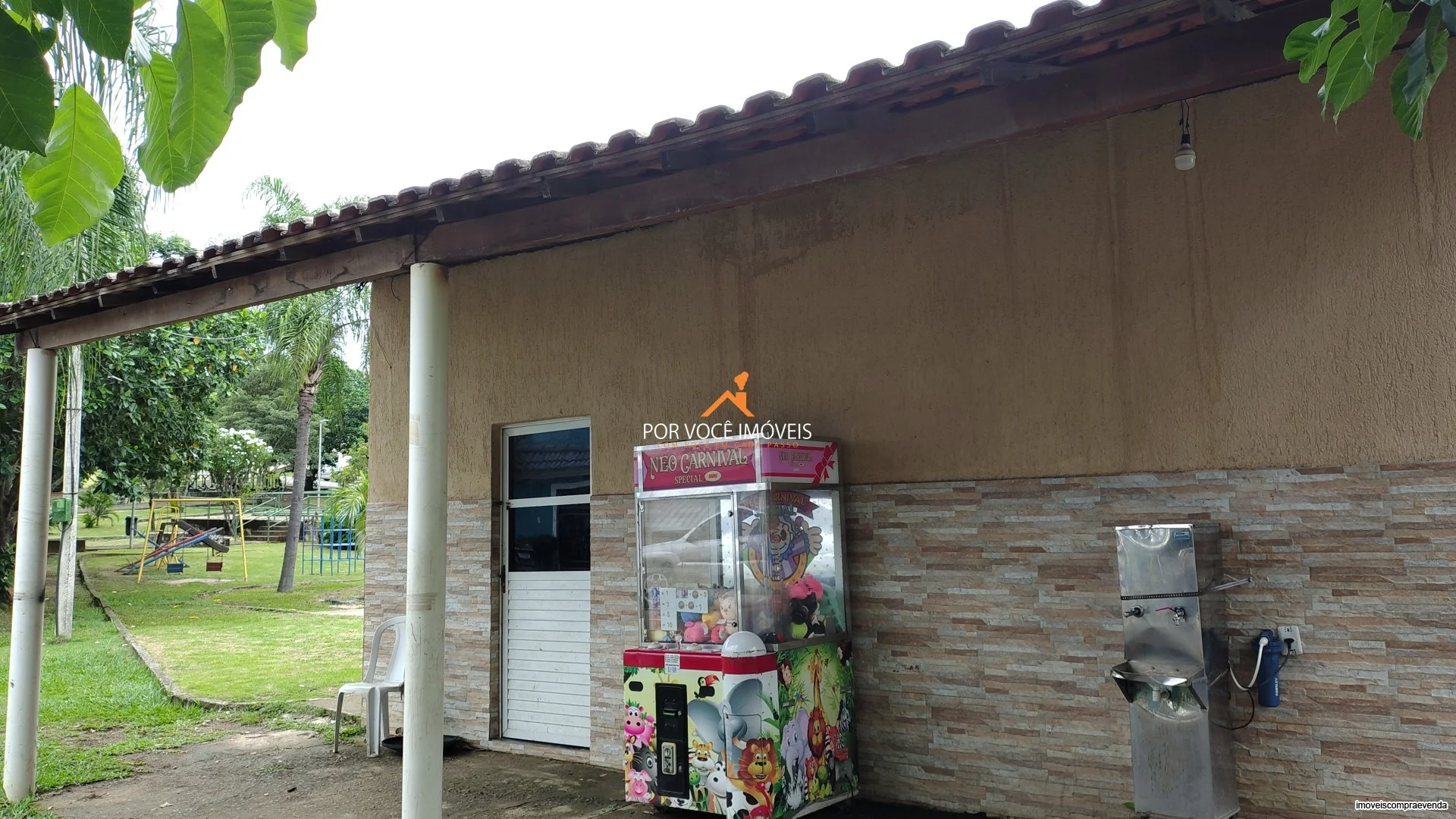 Casa Triplex no Condomínio Vale das Palmeiras