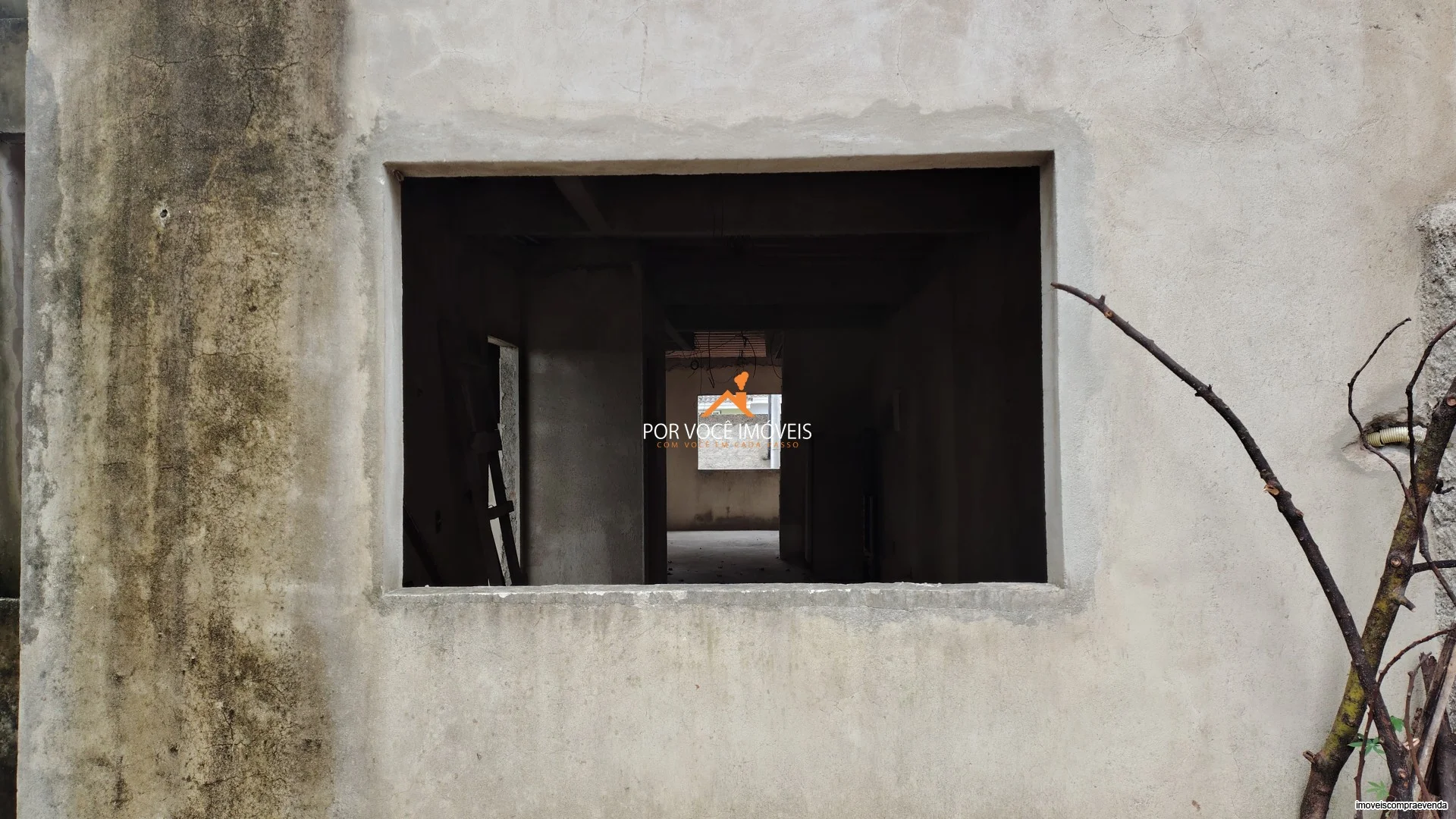 Casa Triplex no Condomínio Vale das Palmeiras