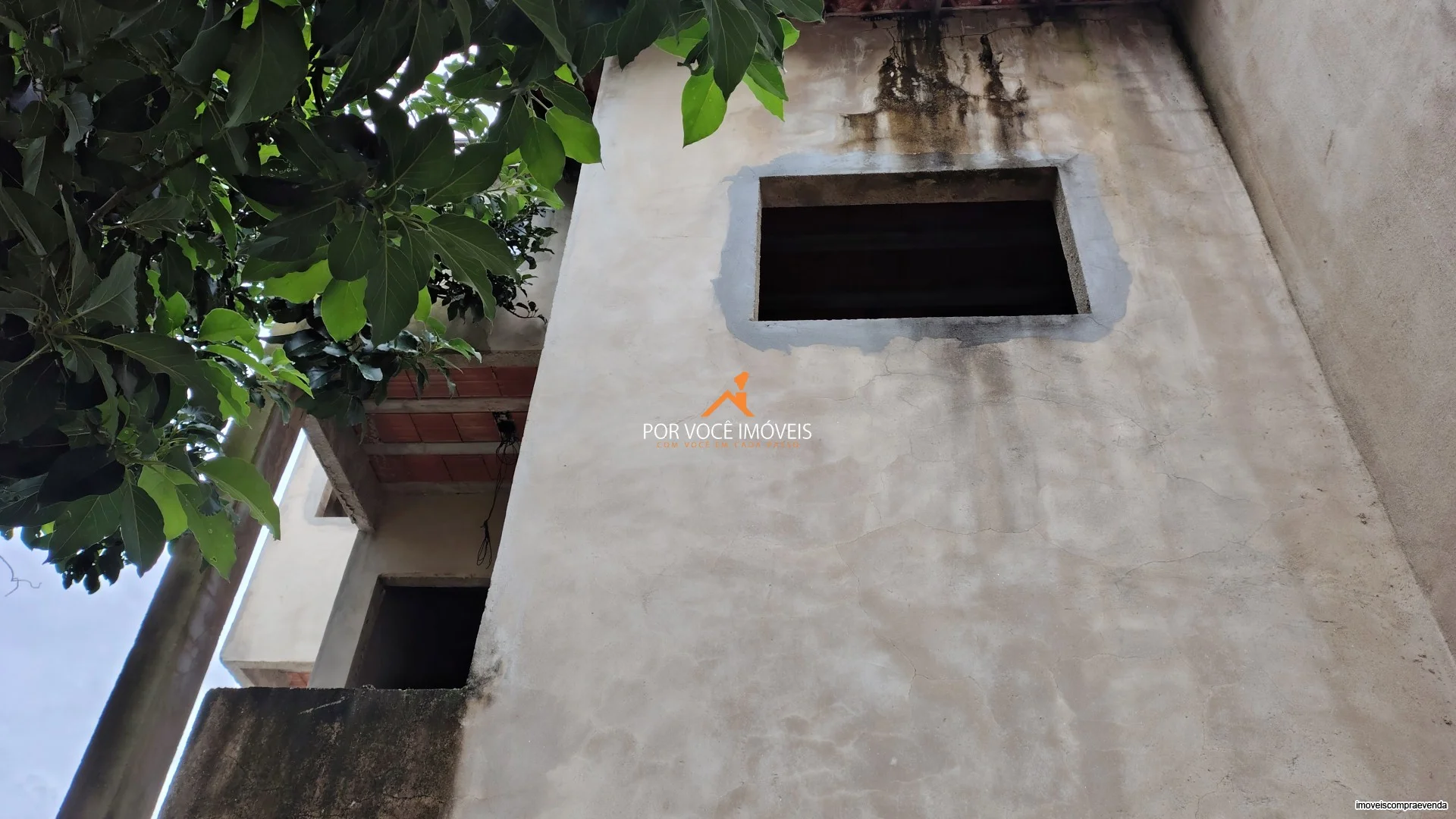 Casa Triplex no Condomínio Vale das Palmeiras