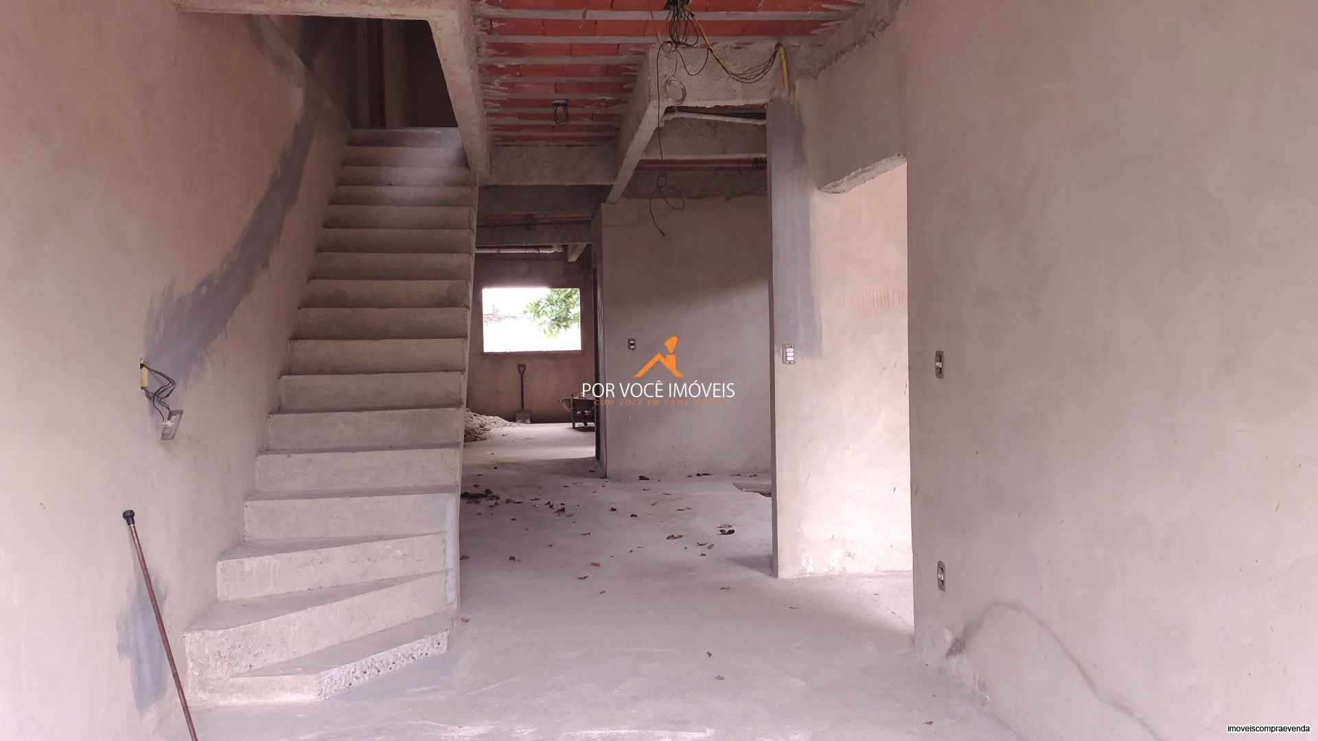 Casa Triplex no Condomínio Vale das Palmeiras