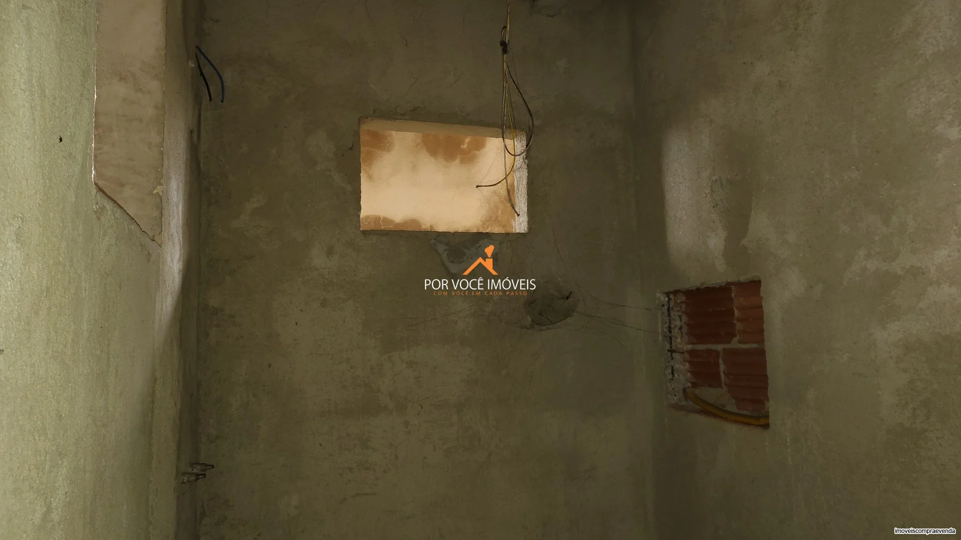 Casa Triplex no Condomínio Vale das Palmeiras