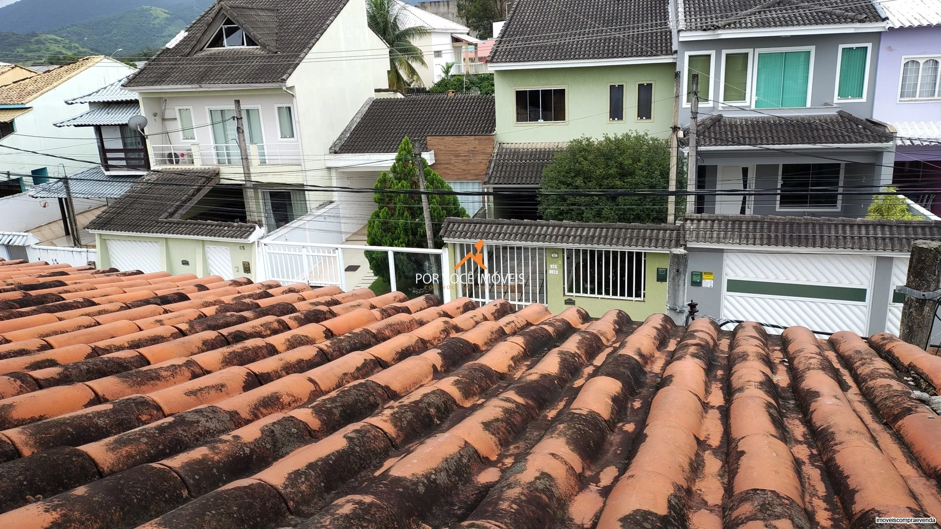 Casa Triplex no Condomínio Vale das Palmeiras