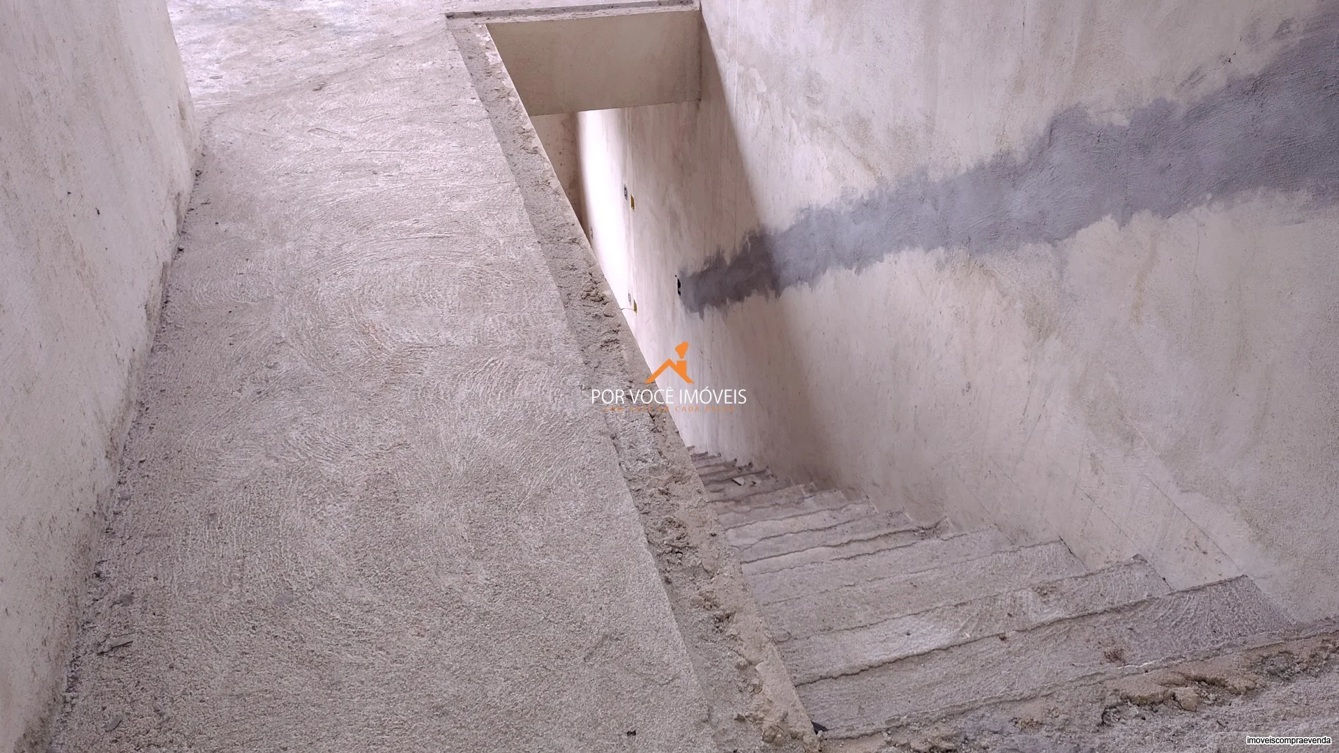 Casa Triplex no Condomínio Vale das Palmeiras