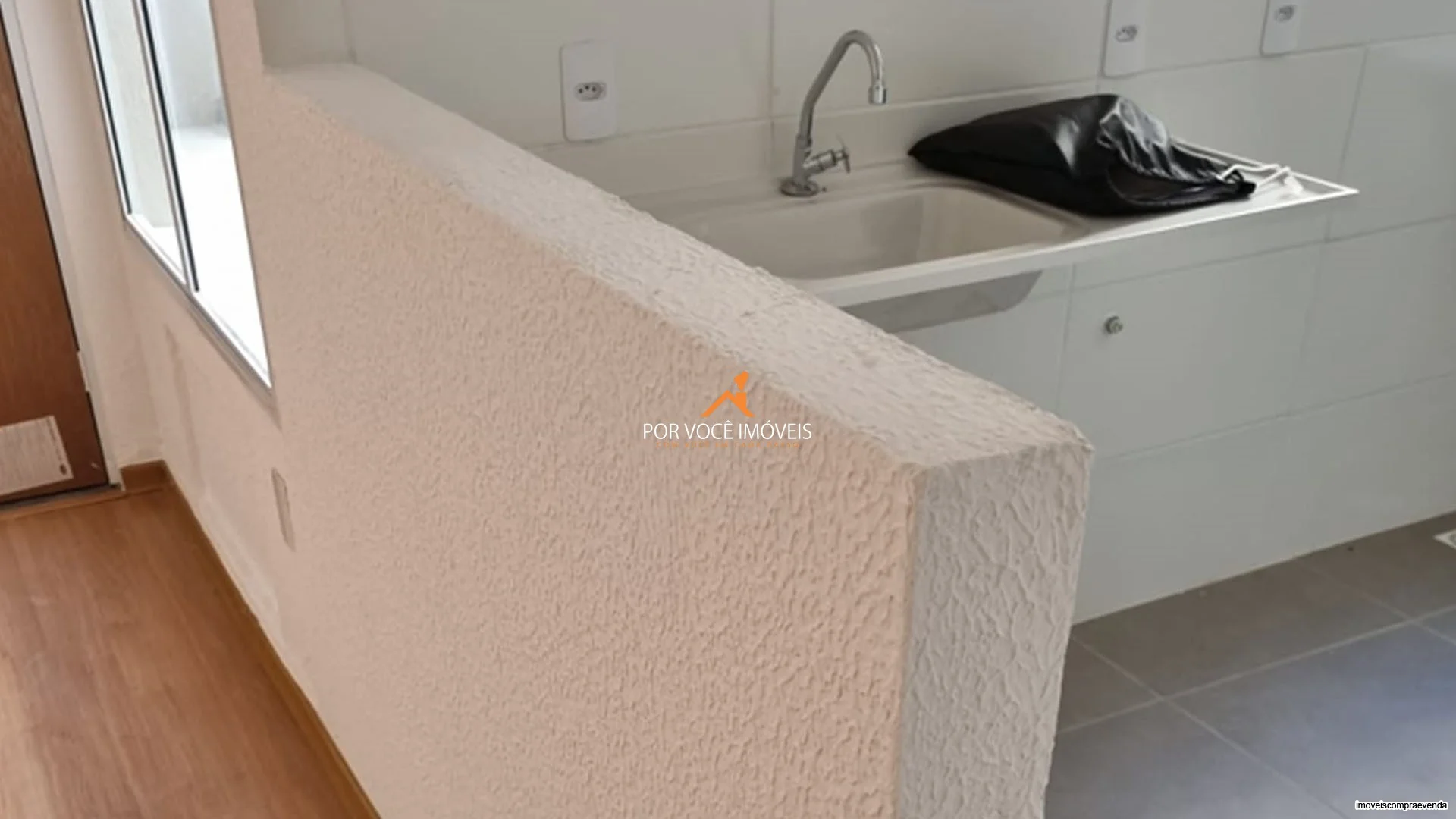 Apartamento para Locação com 2 quartos no Condomínio Reino Unido II