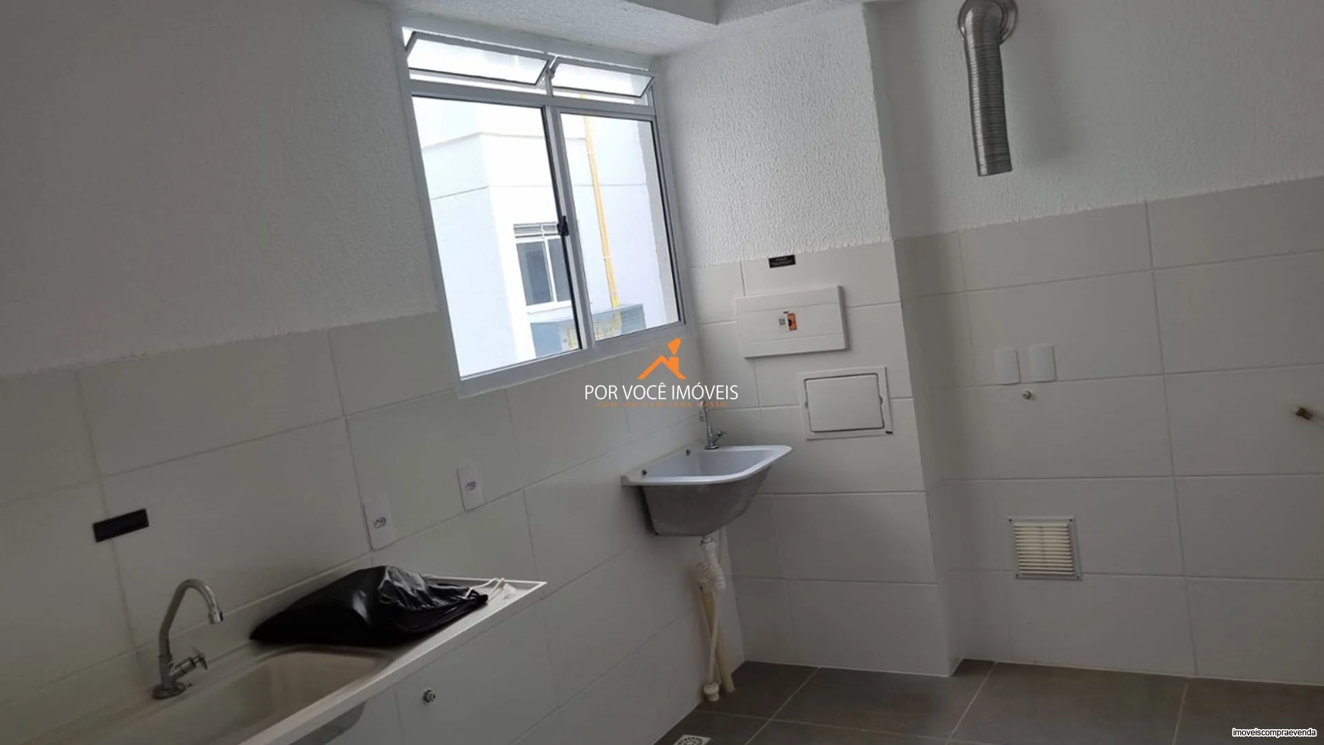 Apartamento para Locação com 2 quartos no Condomínio Reino Unido II