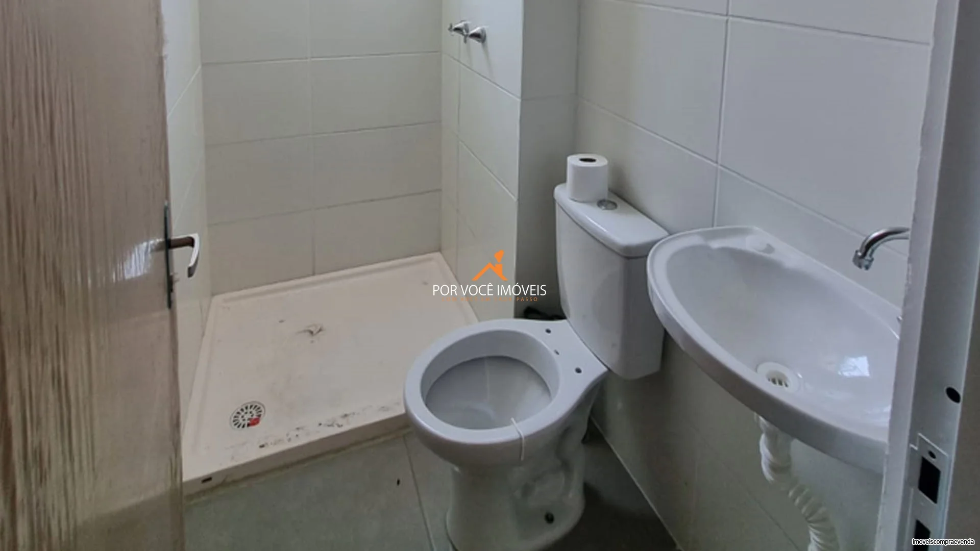 Apartamento para Locação com 2 quartos no Condomínio Reino Unido II