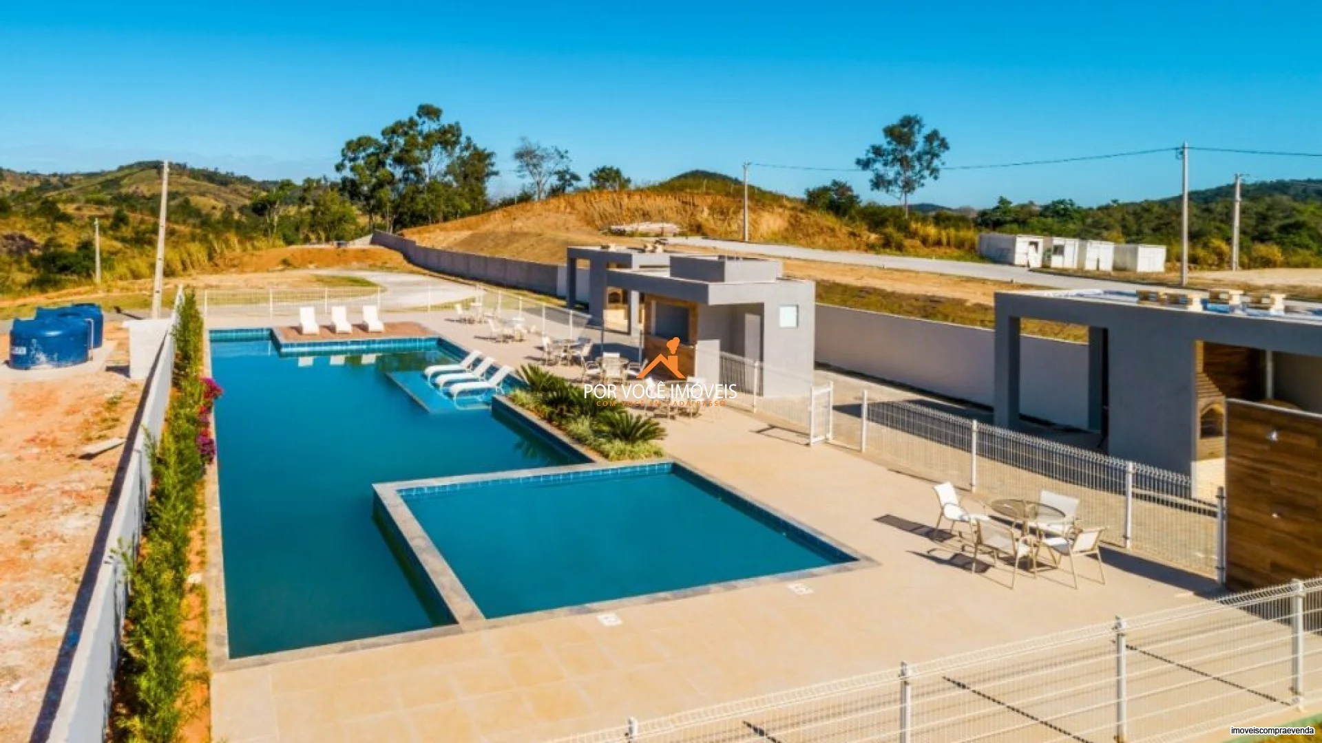 Lote de 152m² no Condomínio Holiday Park Land