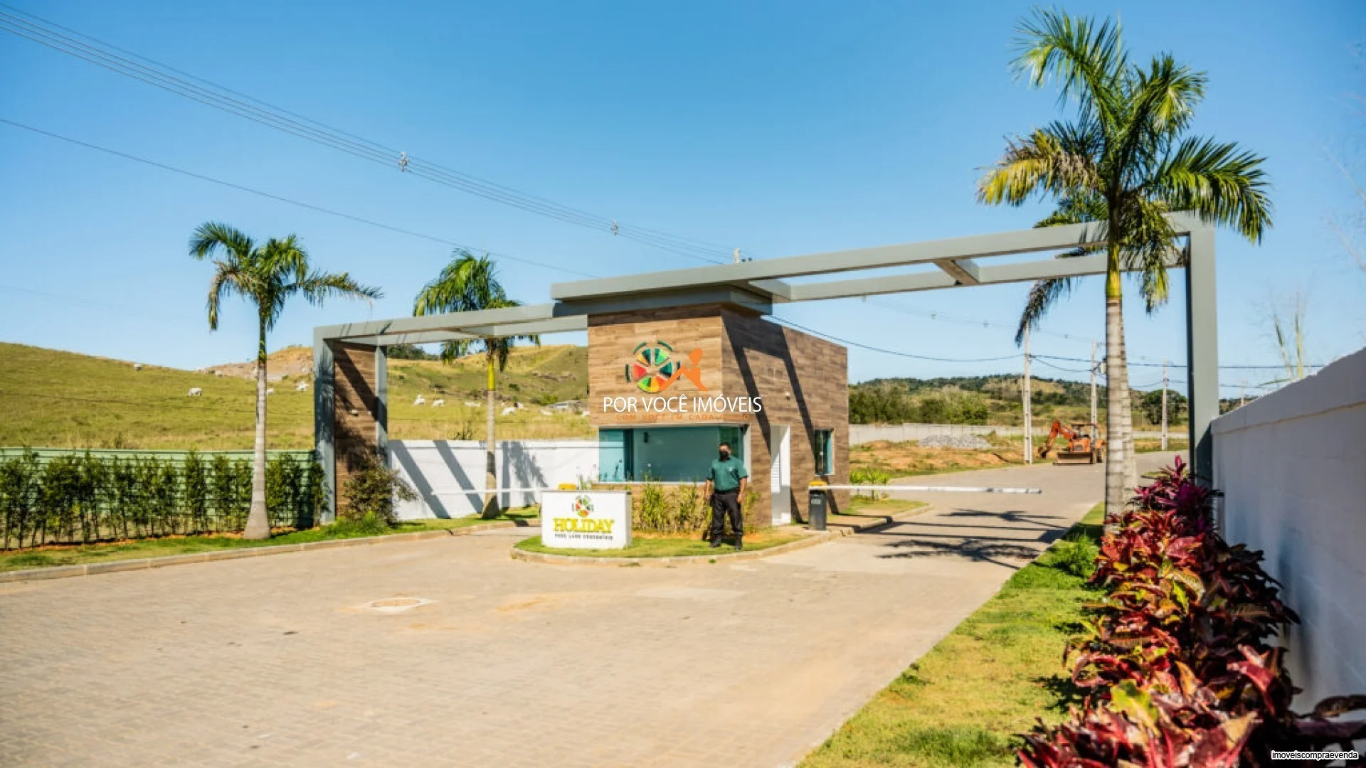Lote de 152m² no Condomínio Holiday Park Land