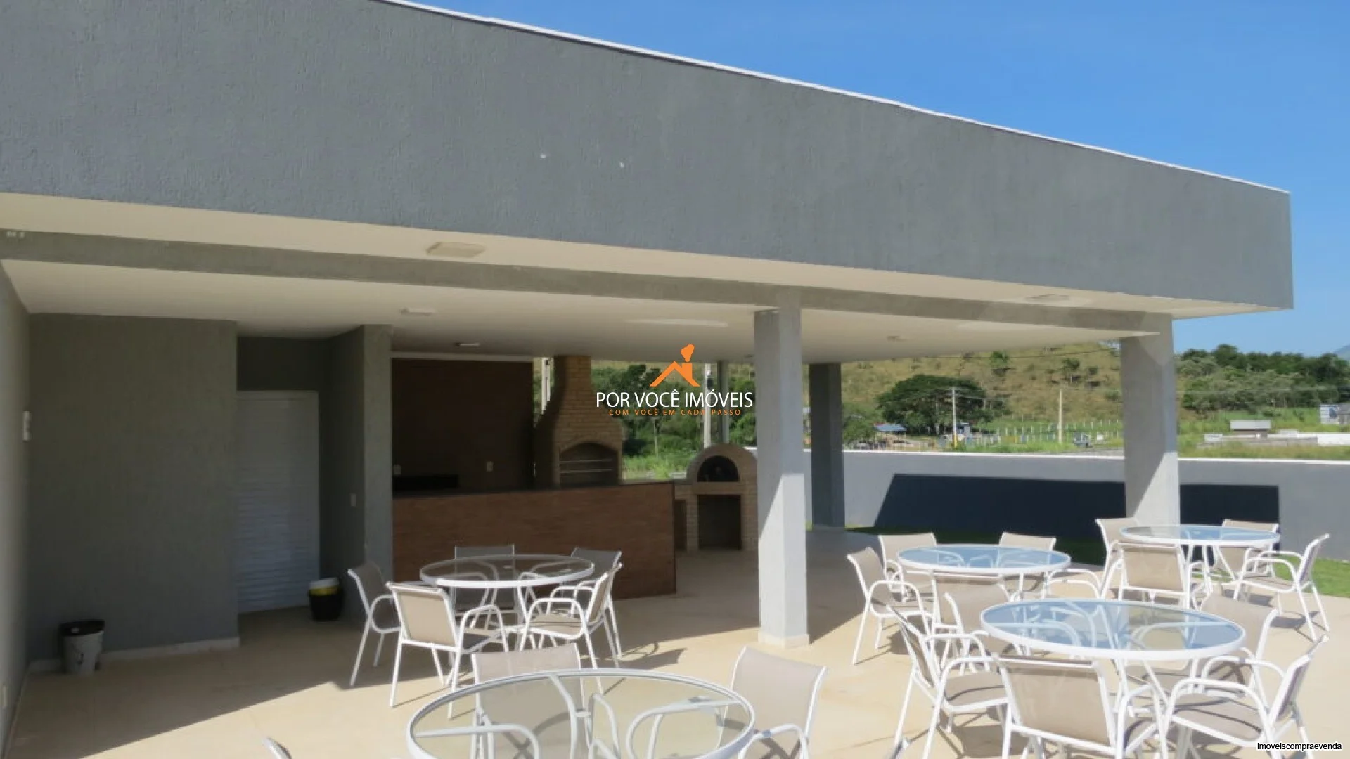 Lote de 152m² no Condomínio Holiday Park Land