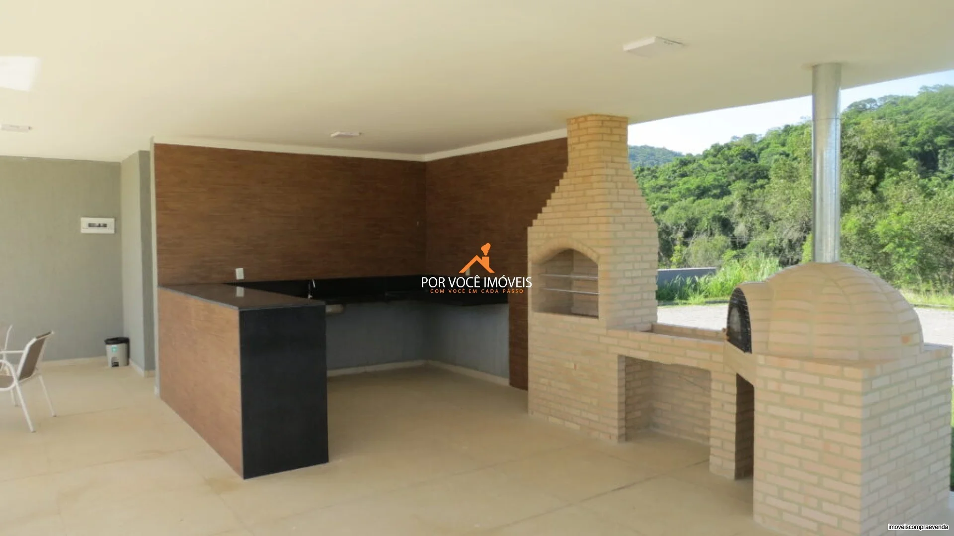 Lote de 152m² no Condomínio Holiday Park Land