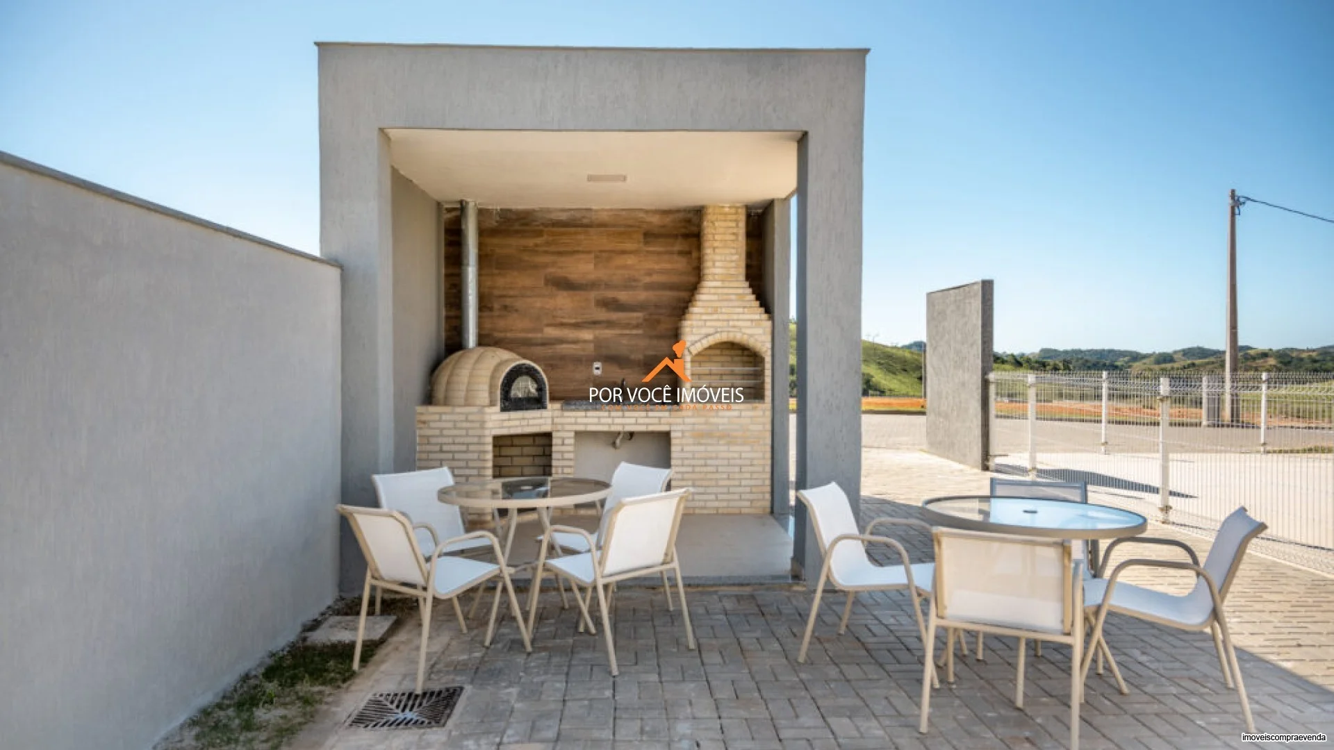 Lote de 152m² no Condomínio Holiday Park Land