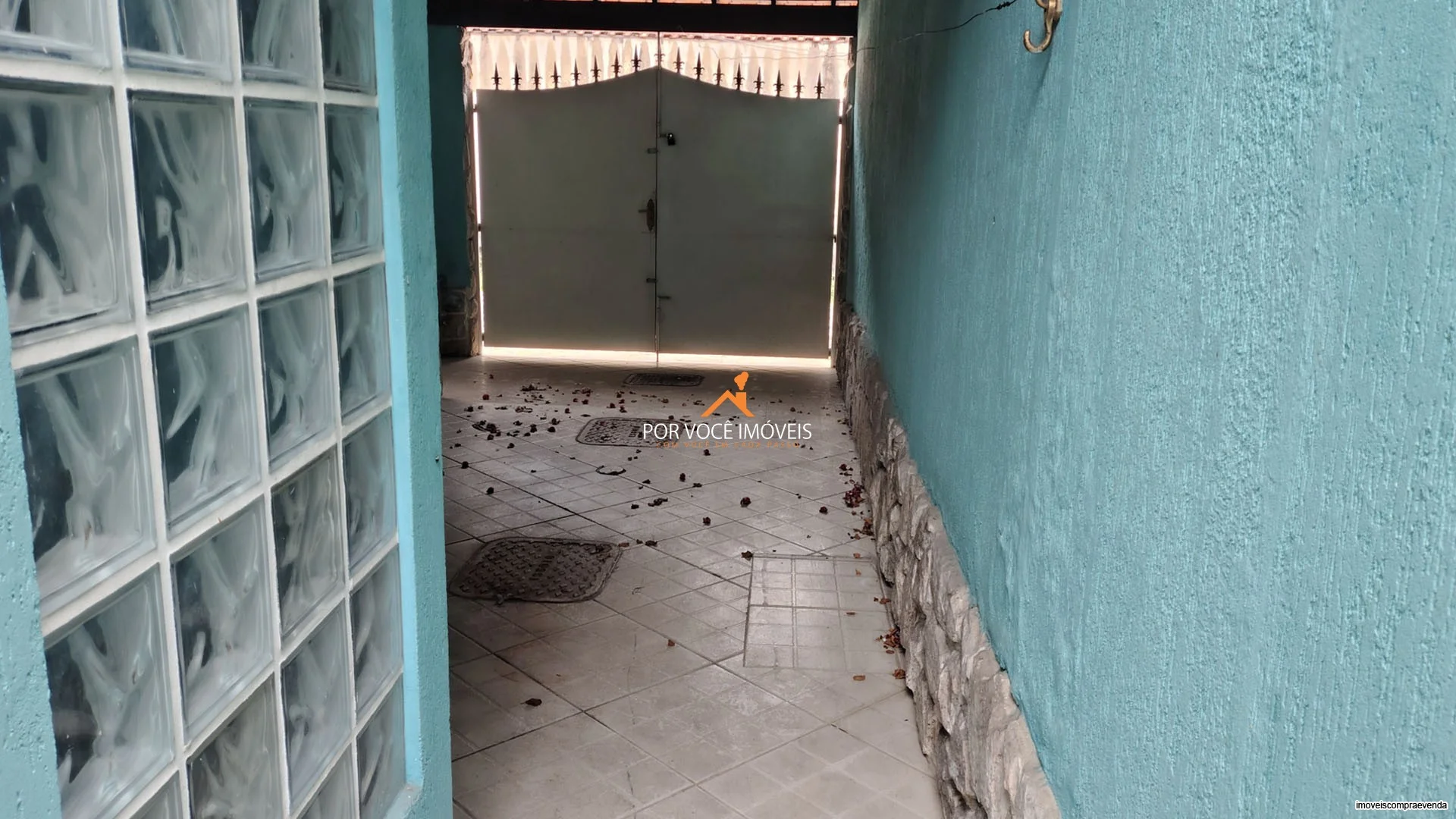 Casa Duplex para Locação com 3 quartos no Condomínio Residencial Califórnia